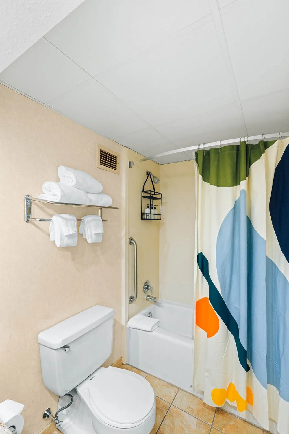 Standard King - HotelDownstreet-1King-712_21.jpg