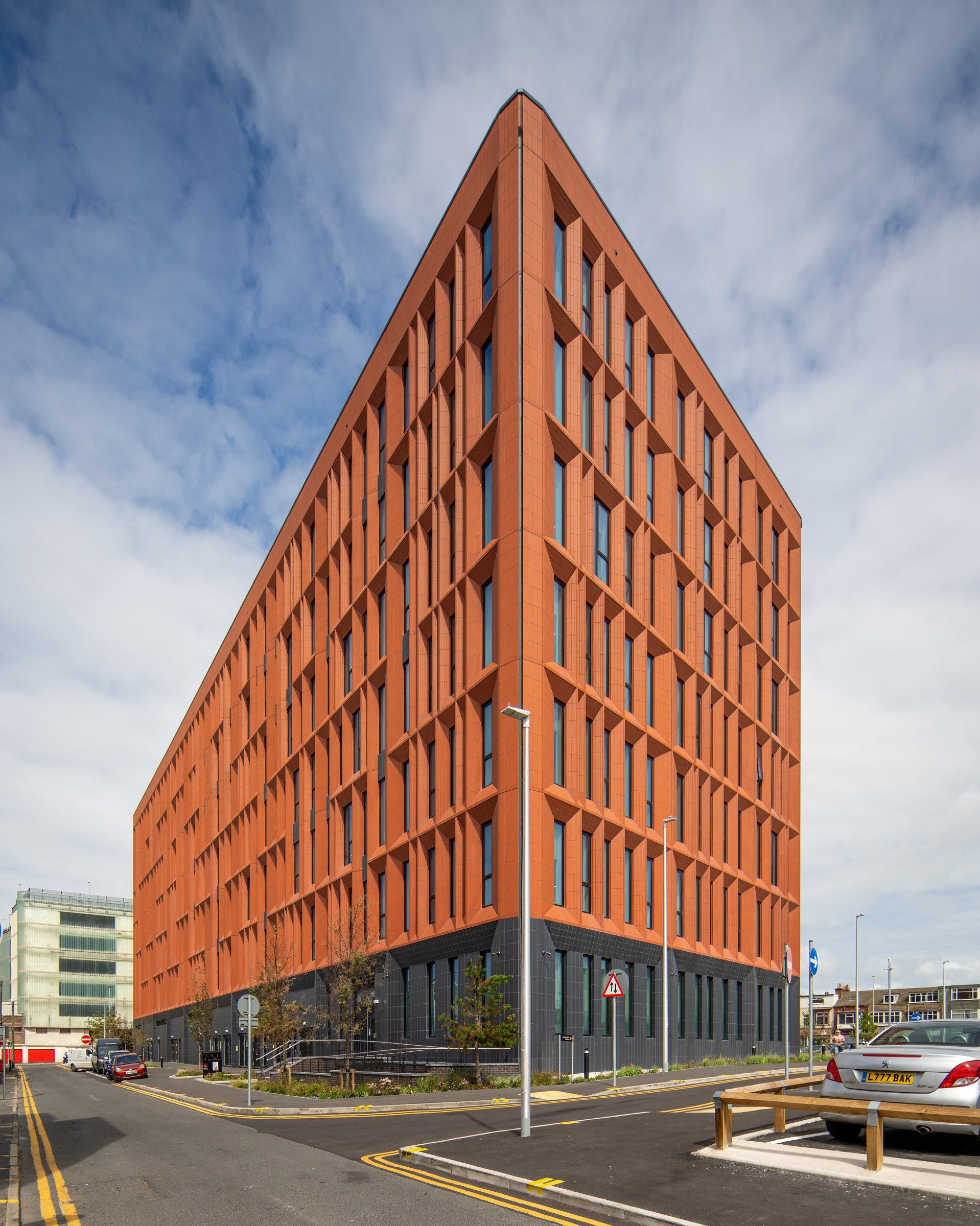 DSC06673-DxO_DeepPRIME XD2s-topaz-sharpen.jpg