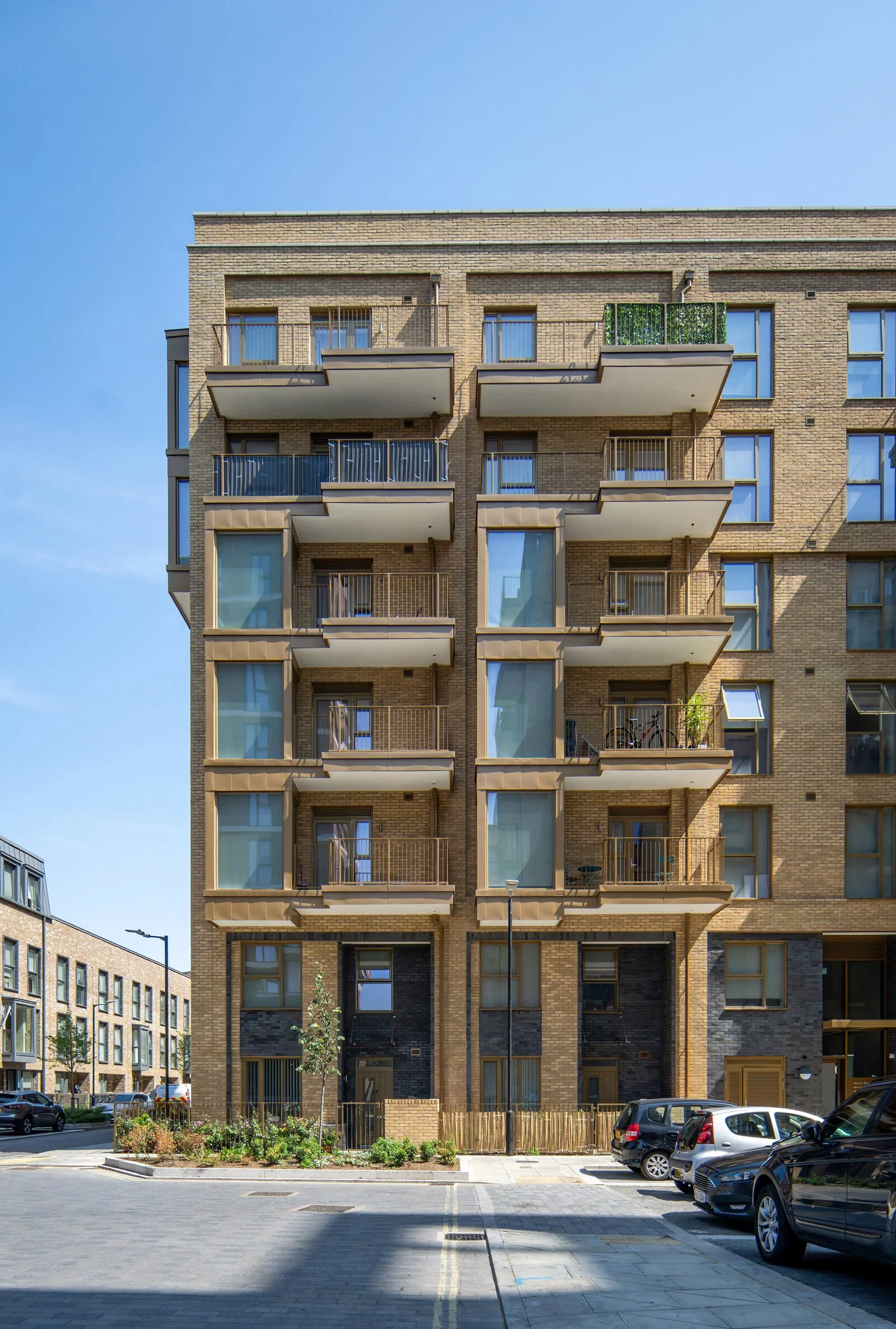 DSC05986-DxO_DeepPRIME XD2s-topaz-sharpen.jpg