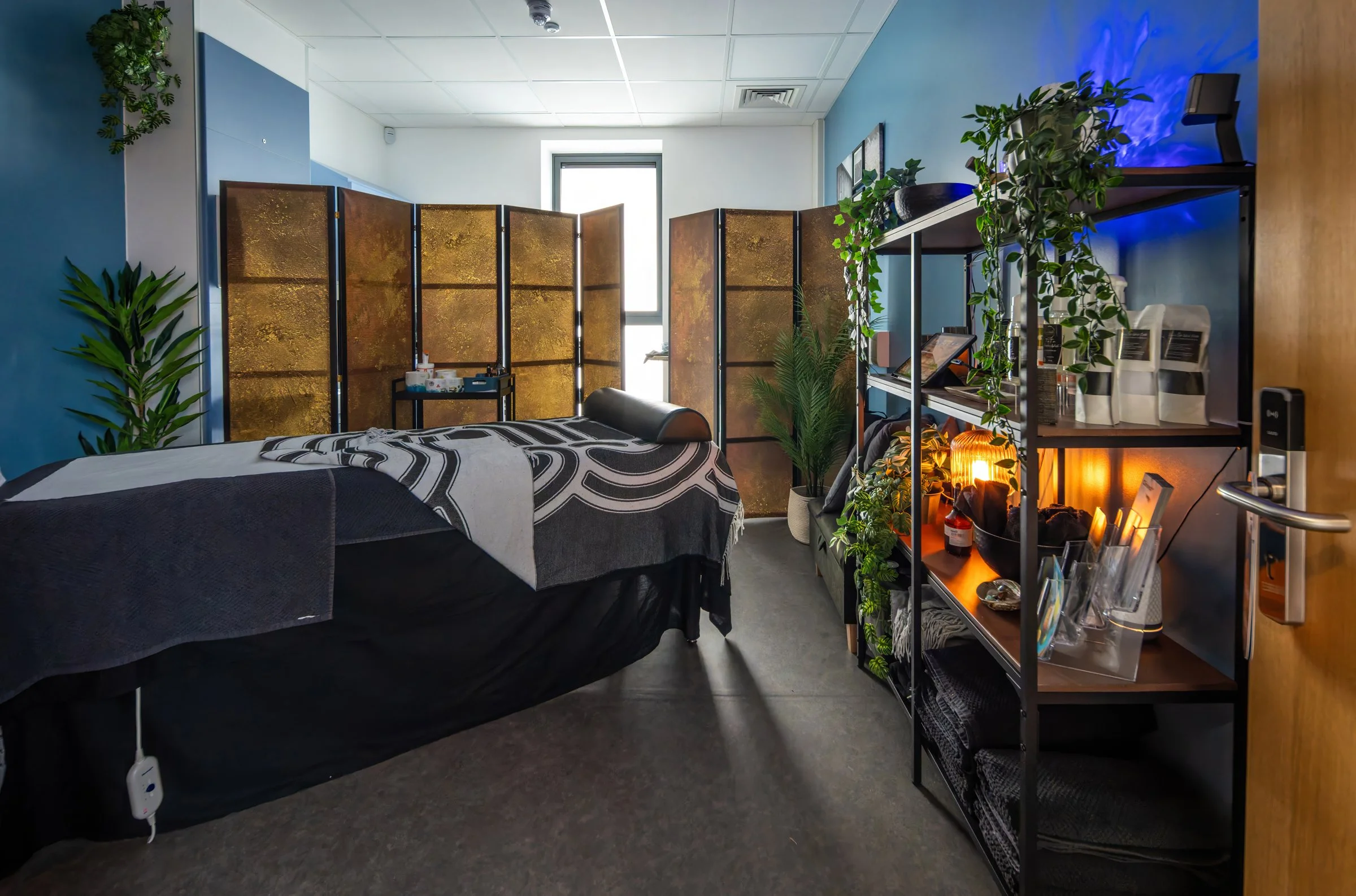 DSC09785-DxO_DeepPRIME 3-topaz-denoise-sharpen.jpg