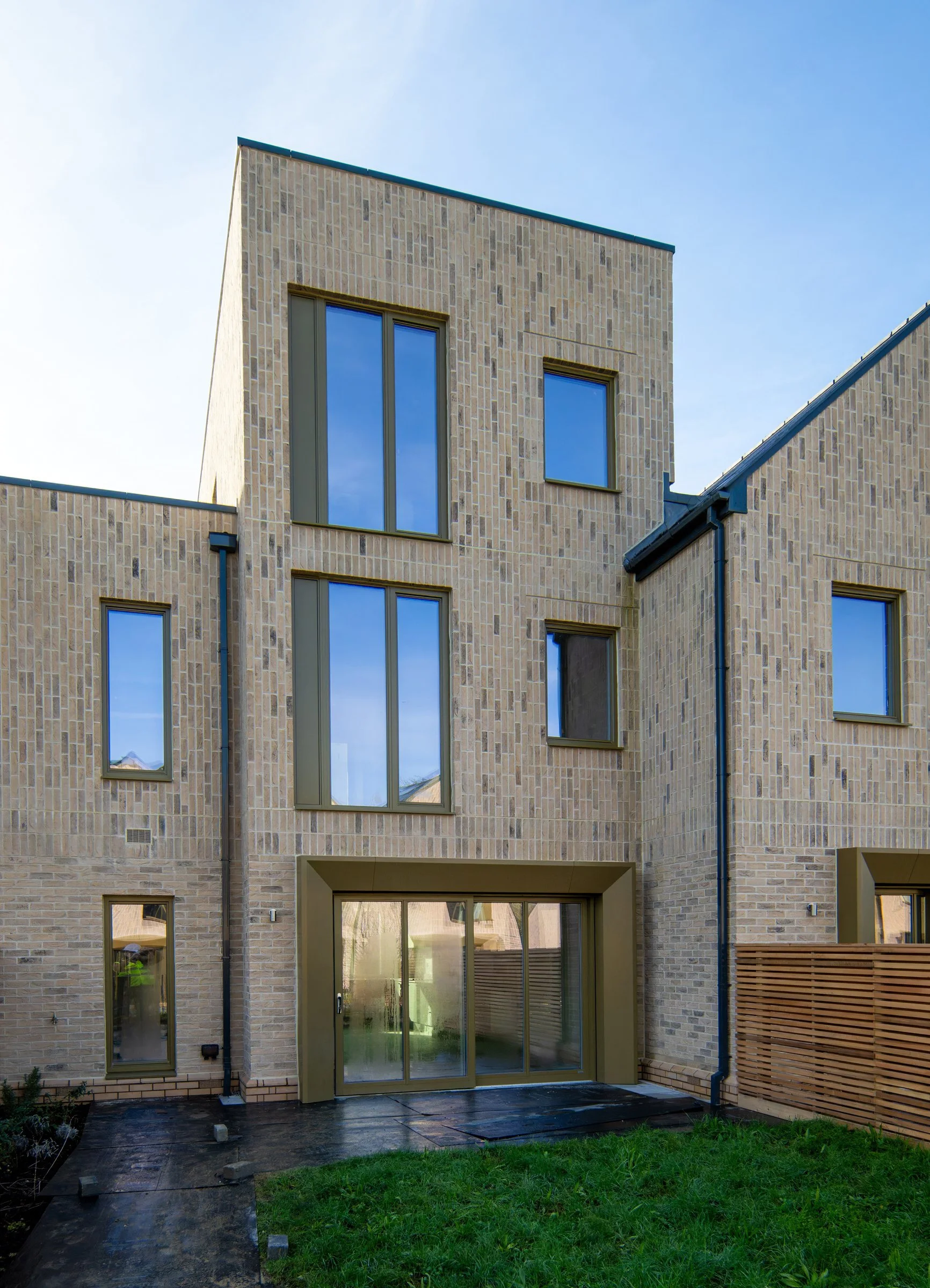 DSC01779-DxO_DeepPRIME XD2s-topaz-sharpen.jpg