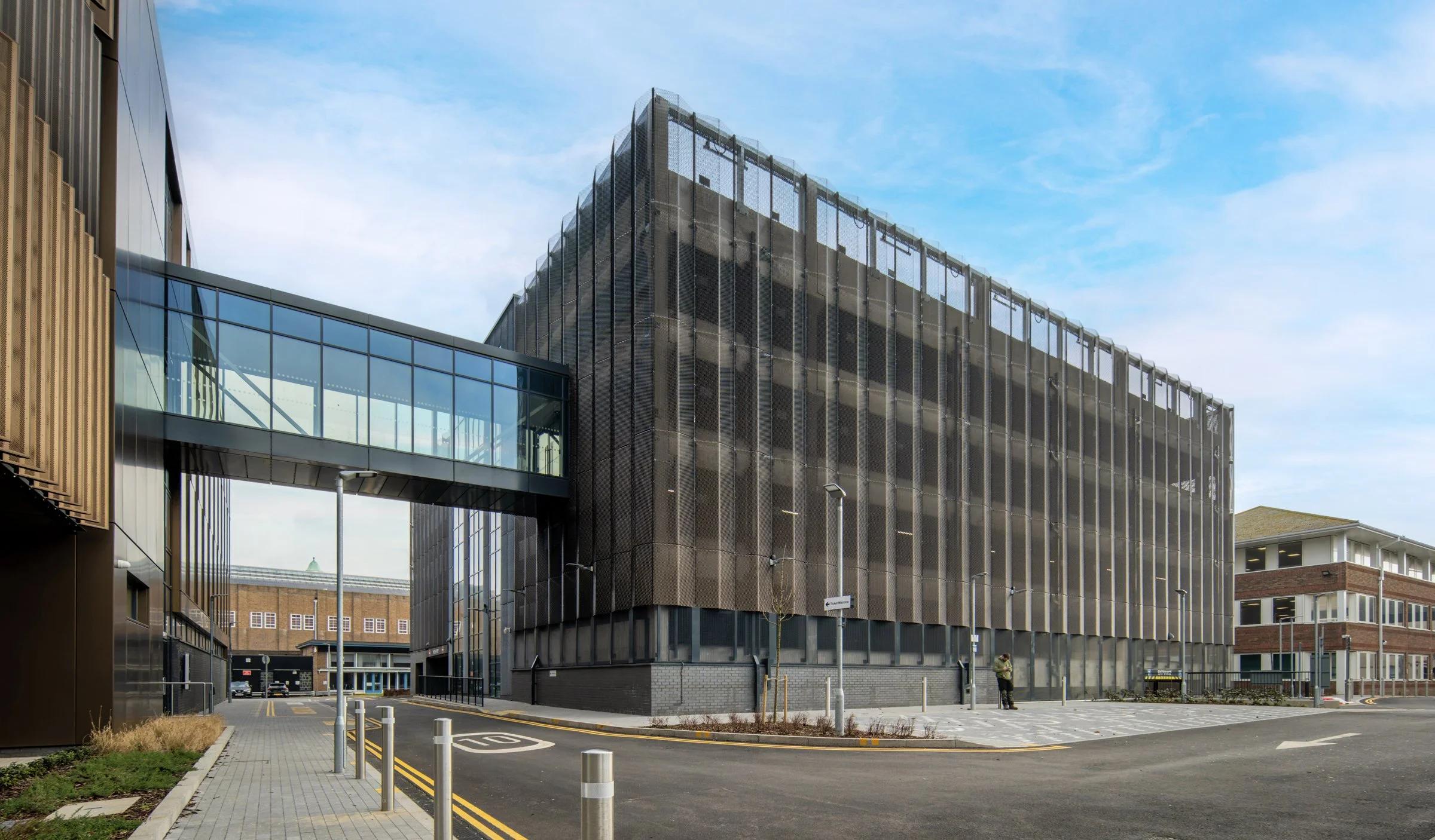 DSC02228-DxO_DeepPRIME XD2s-topaz-sharpen.jpg