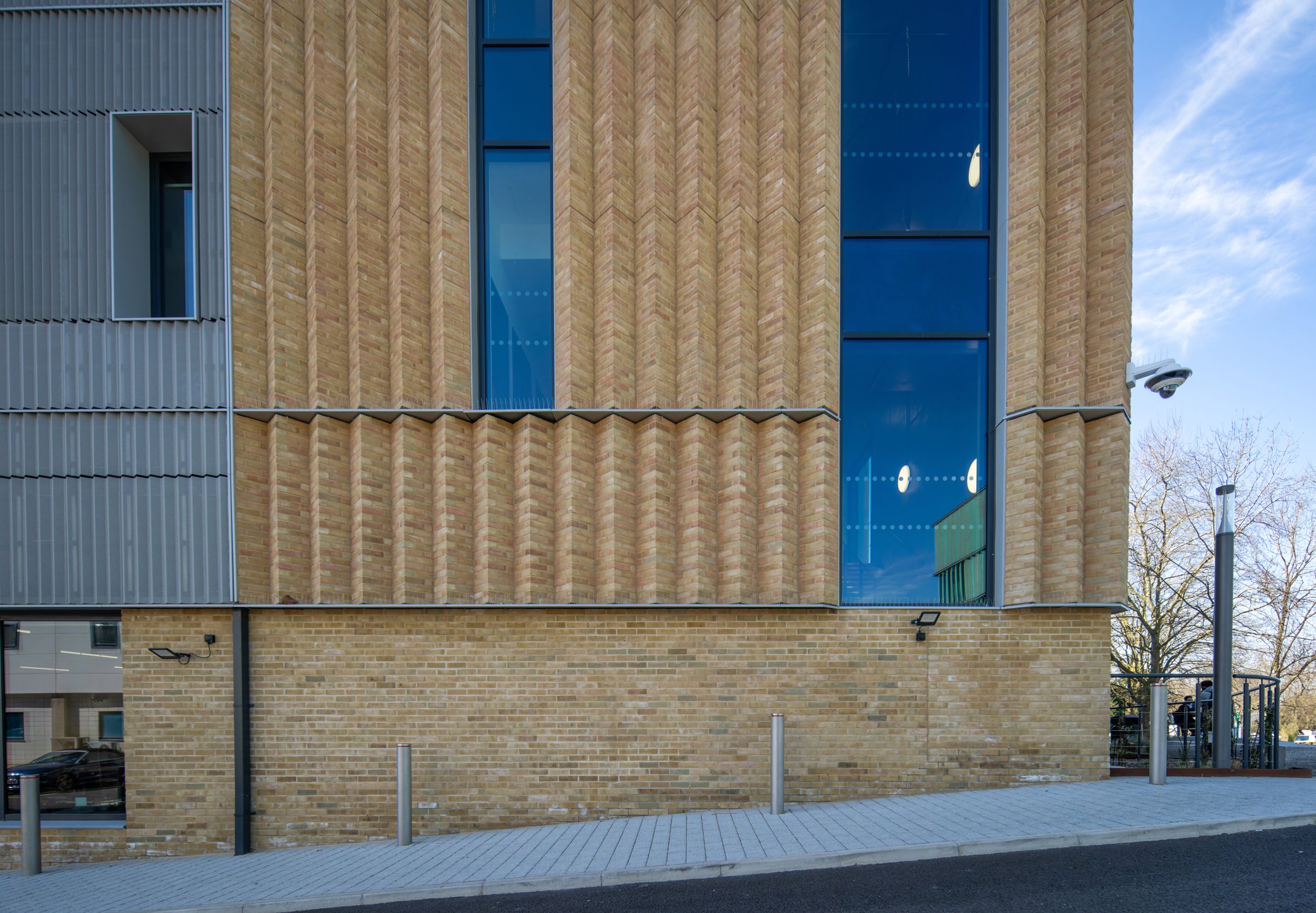 DSC03739-DxO_DeepPRIME XD2s-topaz-sharpen.jpg