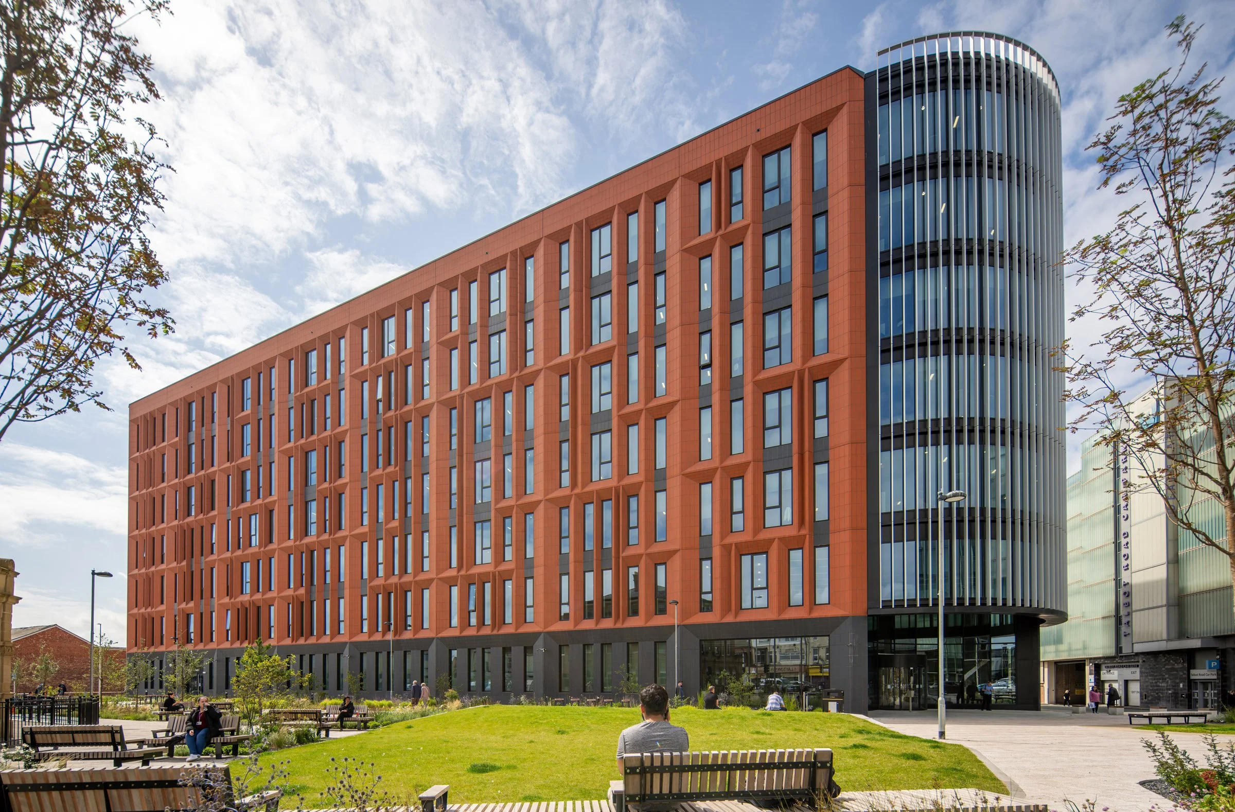 Civil Service Hub, Blackpool - Thorp Precast