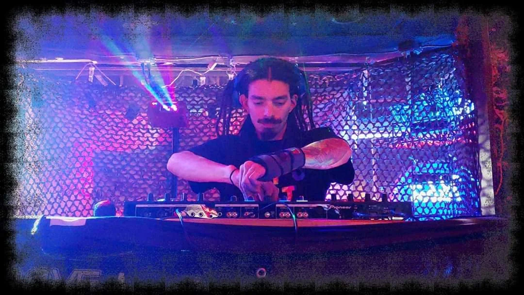 Groove Tuesday with Disko Klown