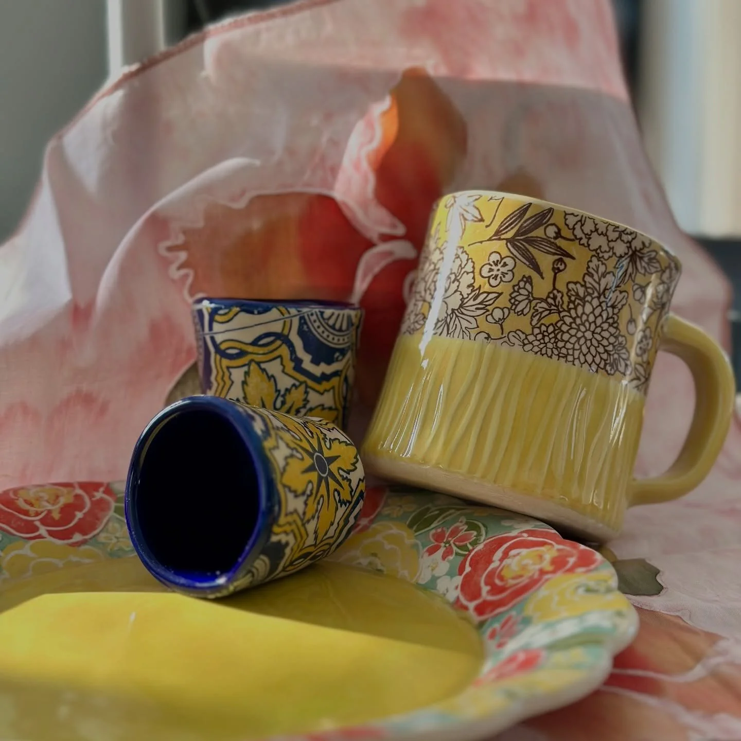 Spring is in the air! I did a little garden check and saw the bulbs desperately trying to reach the light. Very promising! I planted 100 of tulips, daffodils, crocus and more 🌼🌷🪻can&rsquo;t wait to see them all in full bloom.

I&rsquo;m the meanti