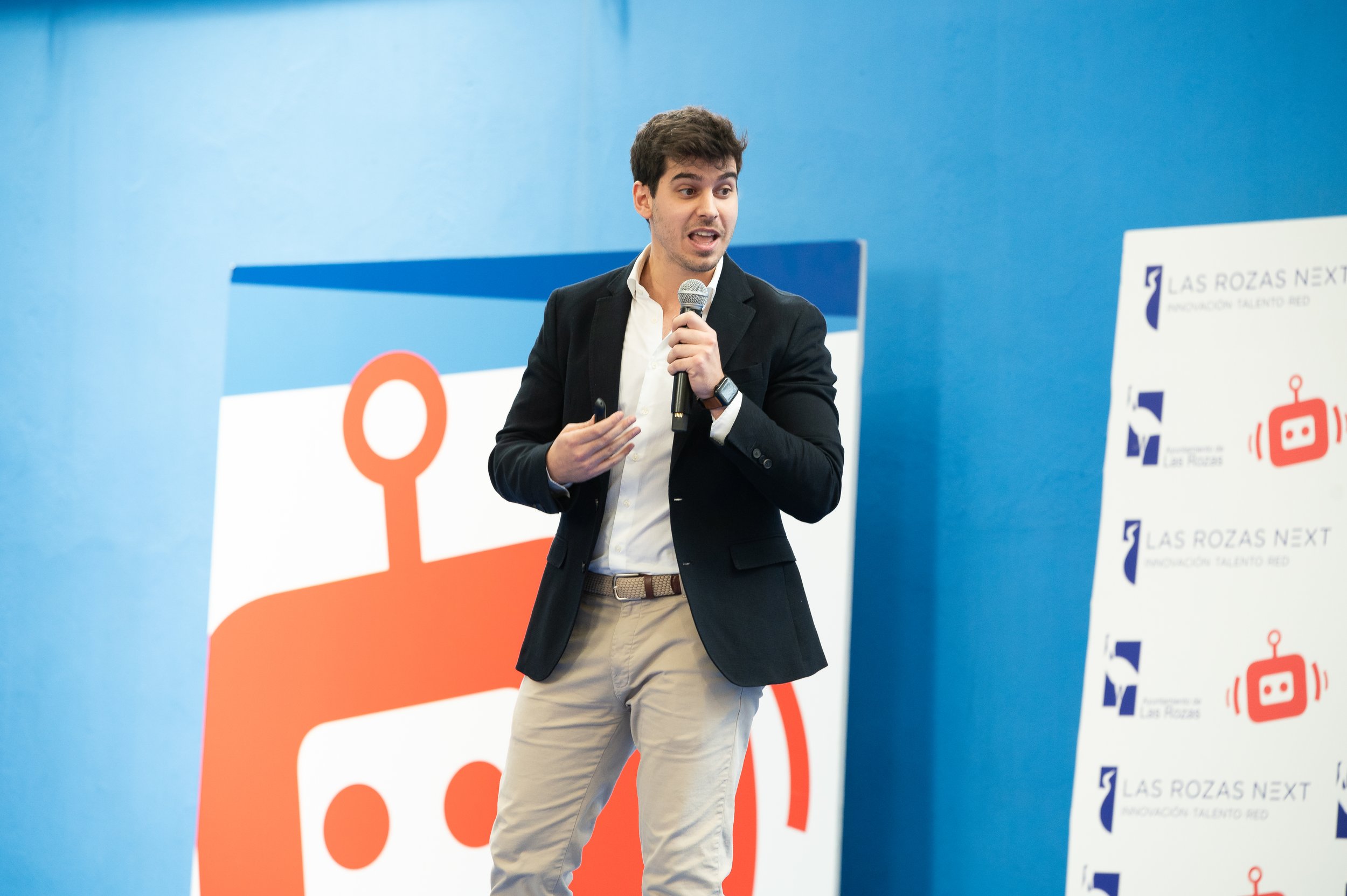 Alejandro Mañez Conference Las Rozas Digital Robots