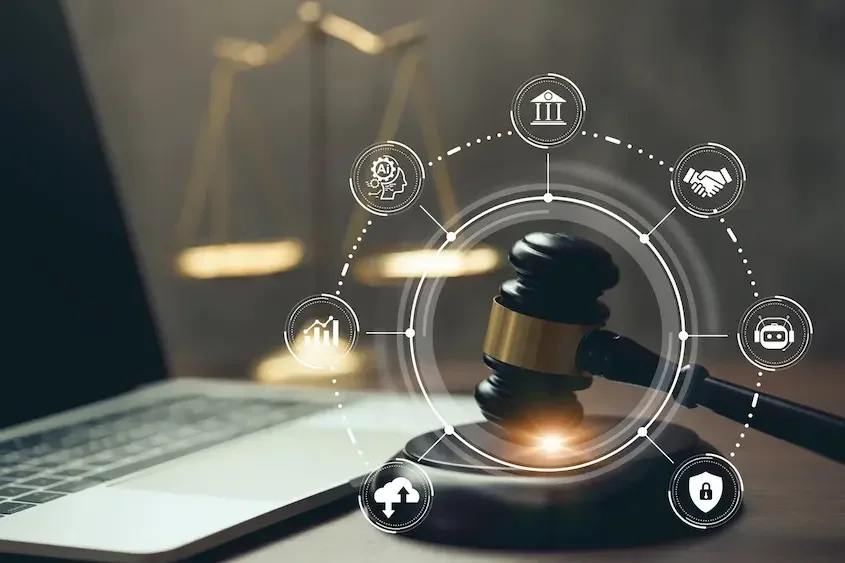 Tecnologías de IA y RPA aplicadas al ámbito legal para automatizar procesos, reducir errores y mejorar la eficiencia jurídica