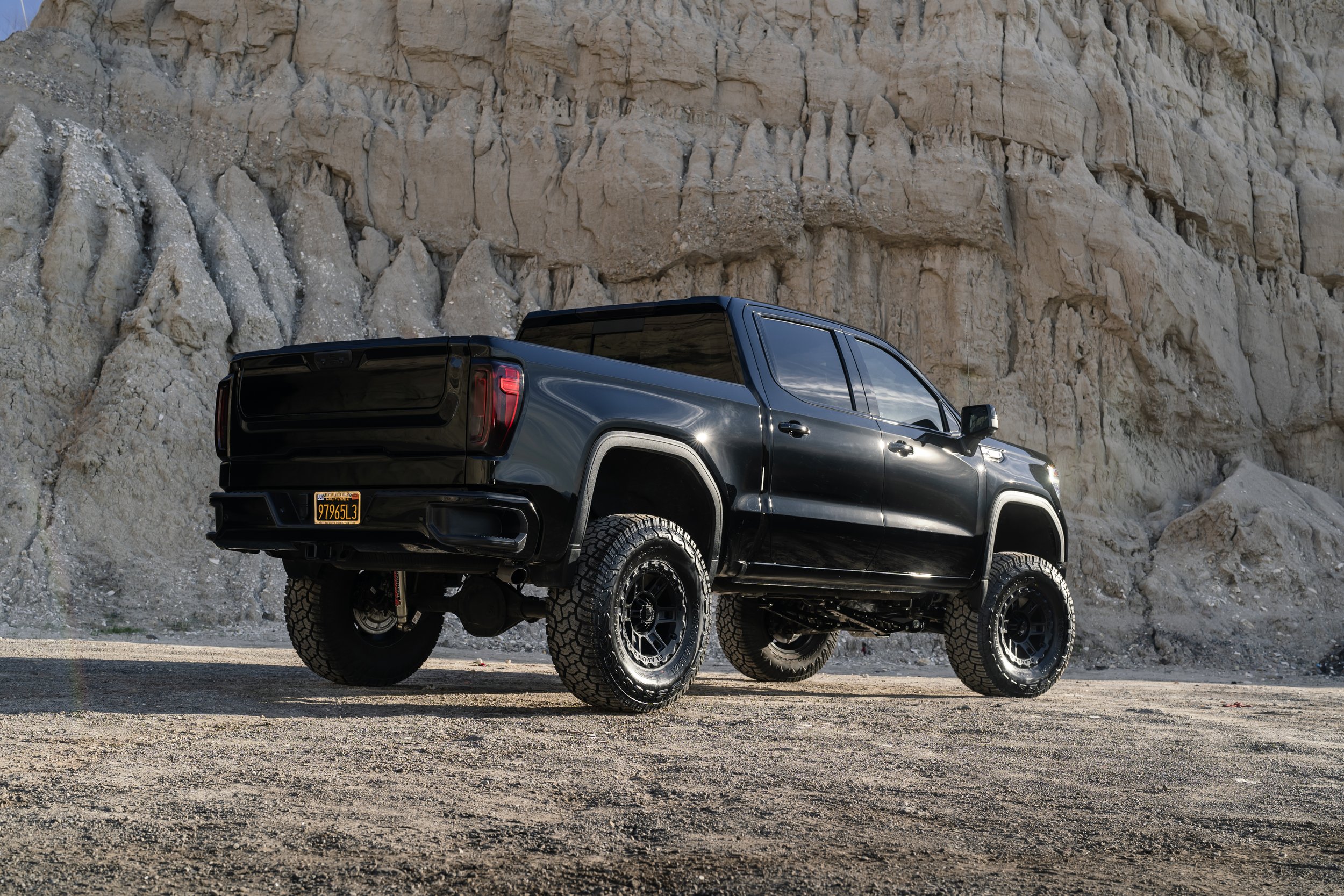2022-GMC-1500-BDO801-Textured-Black-10.jpg