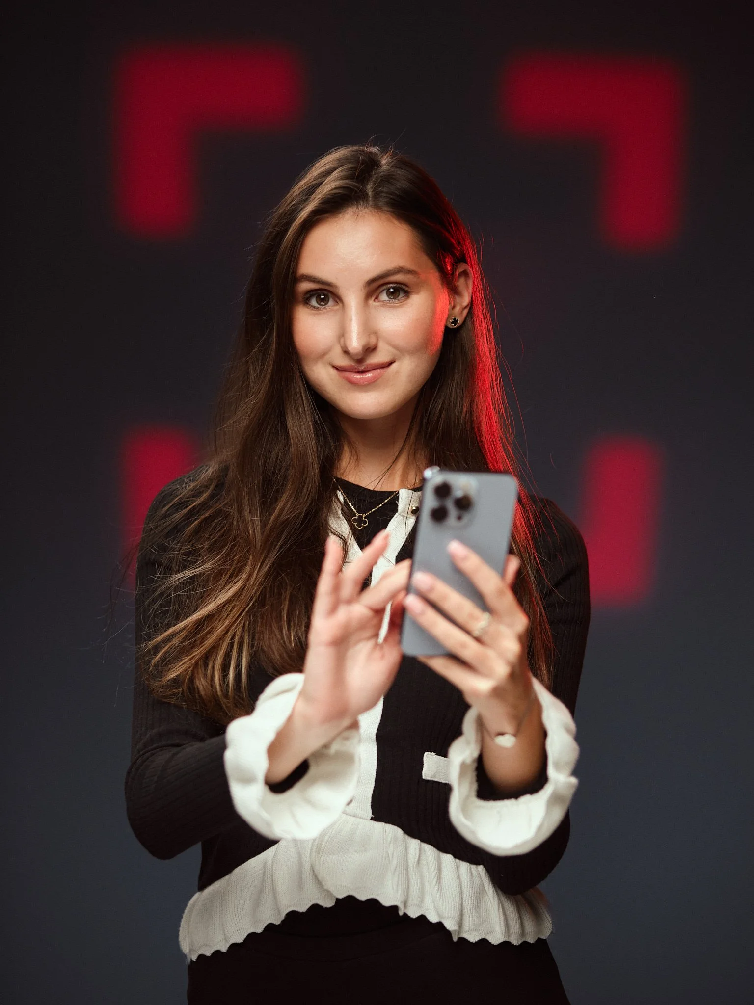 0005-2025.09.26 - TEAM - portraits -1189.jpg