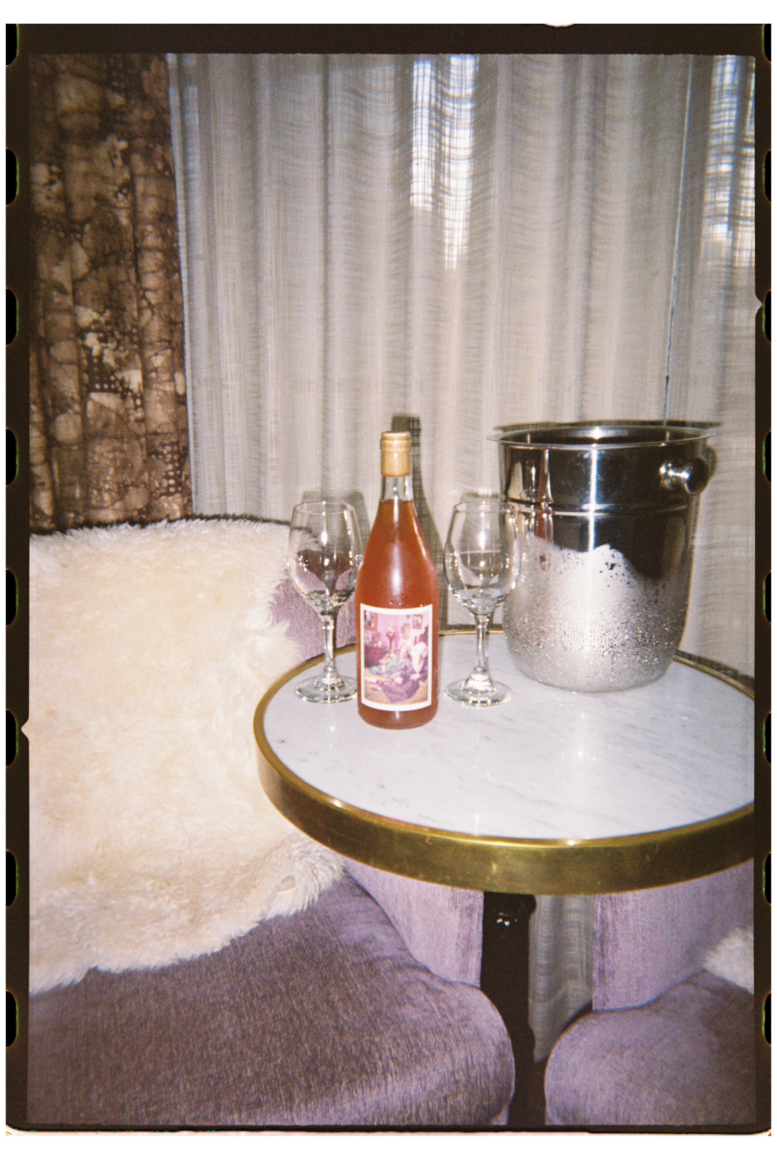 at5258007684-R1-052-24A.jpg