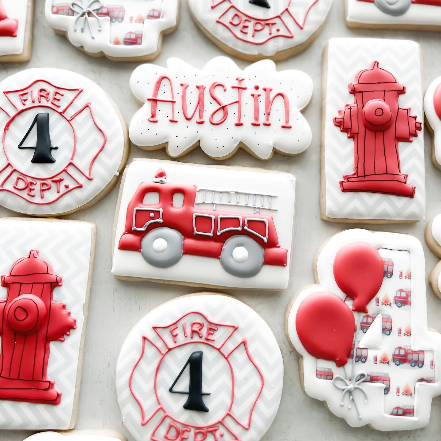 When your little loves fire trucks more than anything of course you have fire truck cookies!!