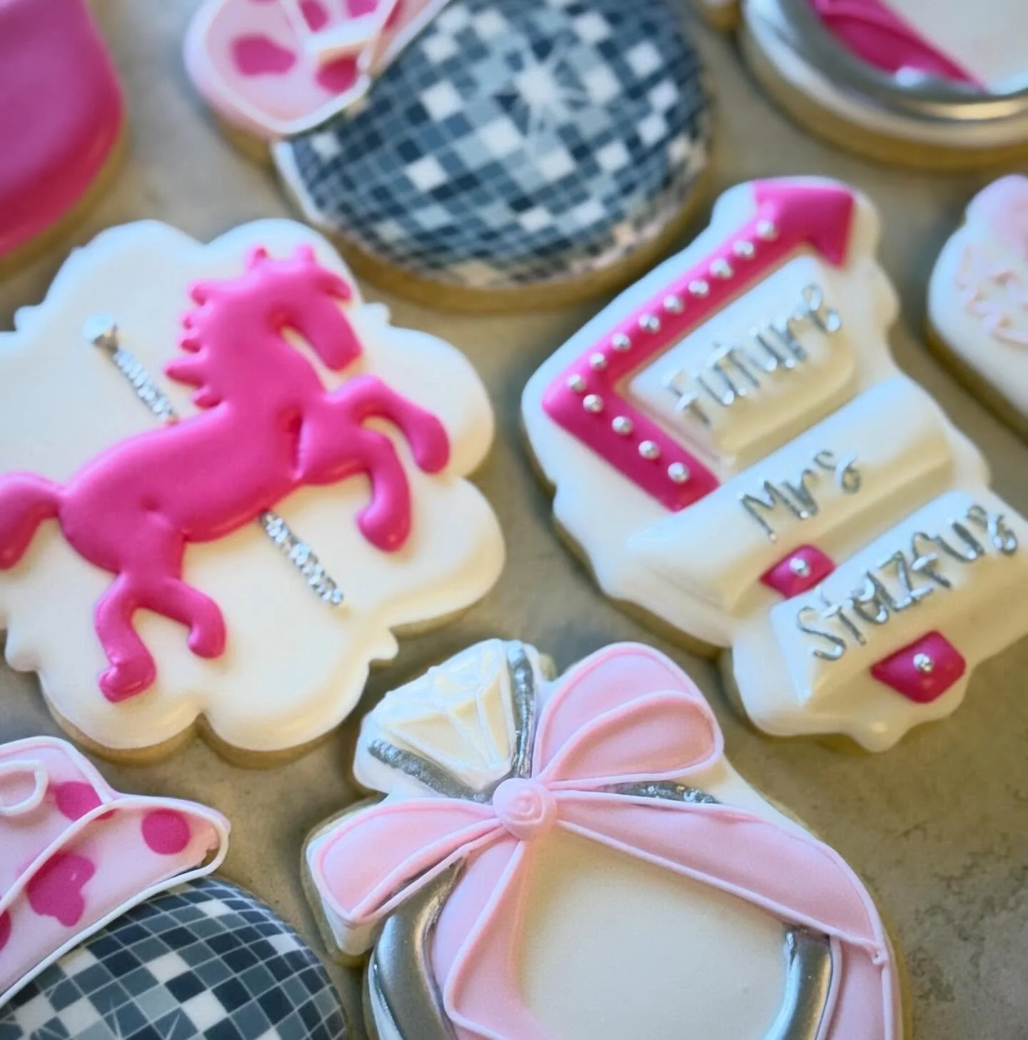 Batch season said &ldquo;miss me?&rdquo; 😌💅
And we said&hellip; WELCOME BACK 🩷🐴✨
Pink Pony Club is making her return and she&rsquo;s cuter than ever.  #ScottsdaleCookieCo #ScottsdaleAZ #ScottsdaleBaker #ArizonaBaker #CustomCookies DecoratedCookie