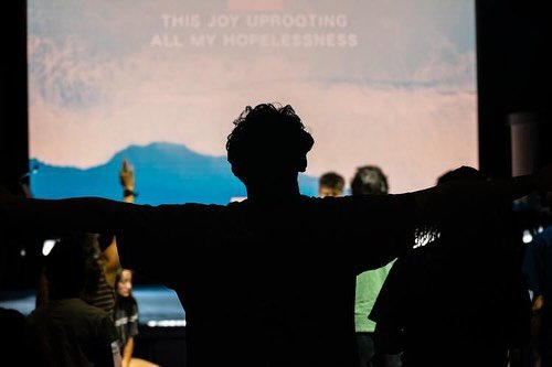 If you&rsquo;re reading this&hellip;. We have seats for you and your friends at youth service TONIGHT🔥

@newlifecity church || 5:30pm 

Let God speak, let community grow 💫