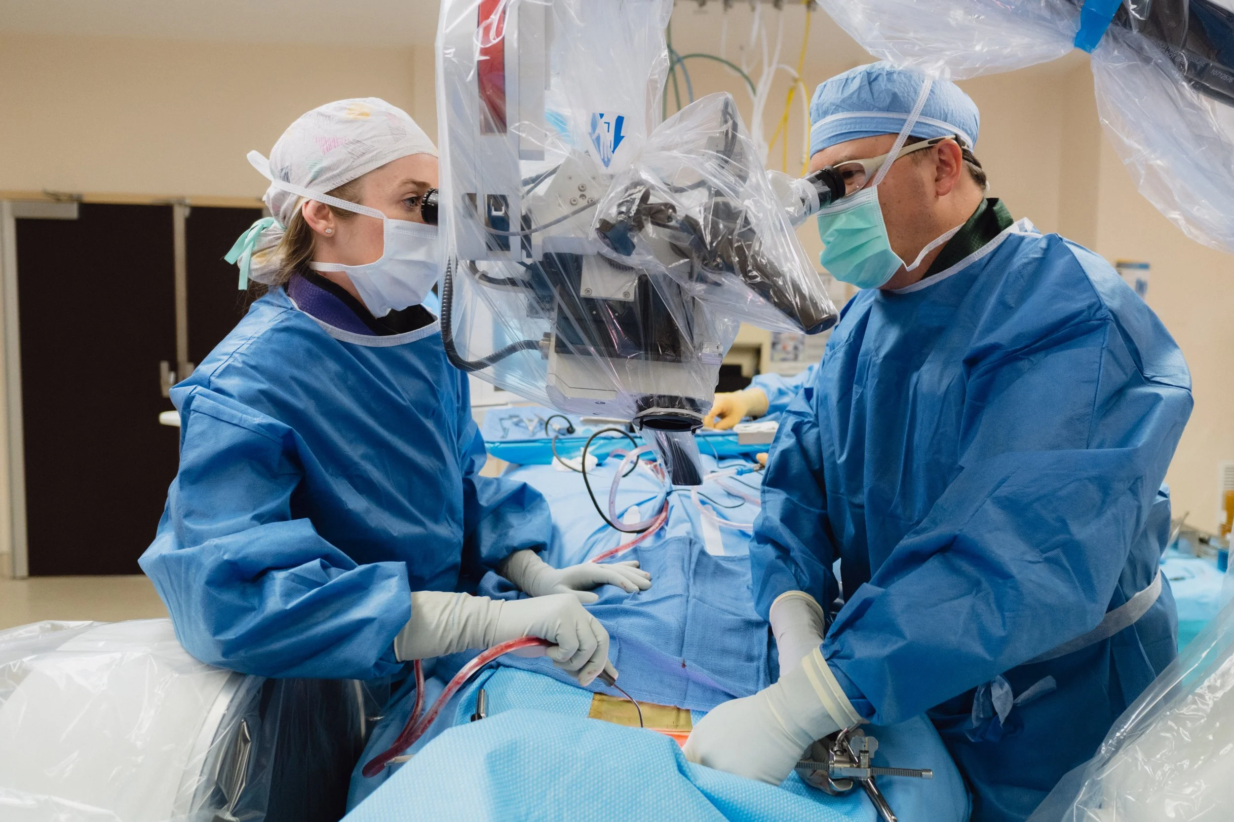 Ortho SA - Jorgensen and Stein in the OR - Photografy - Full Size-32.jpg