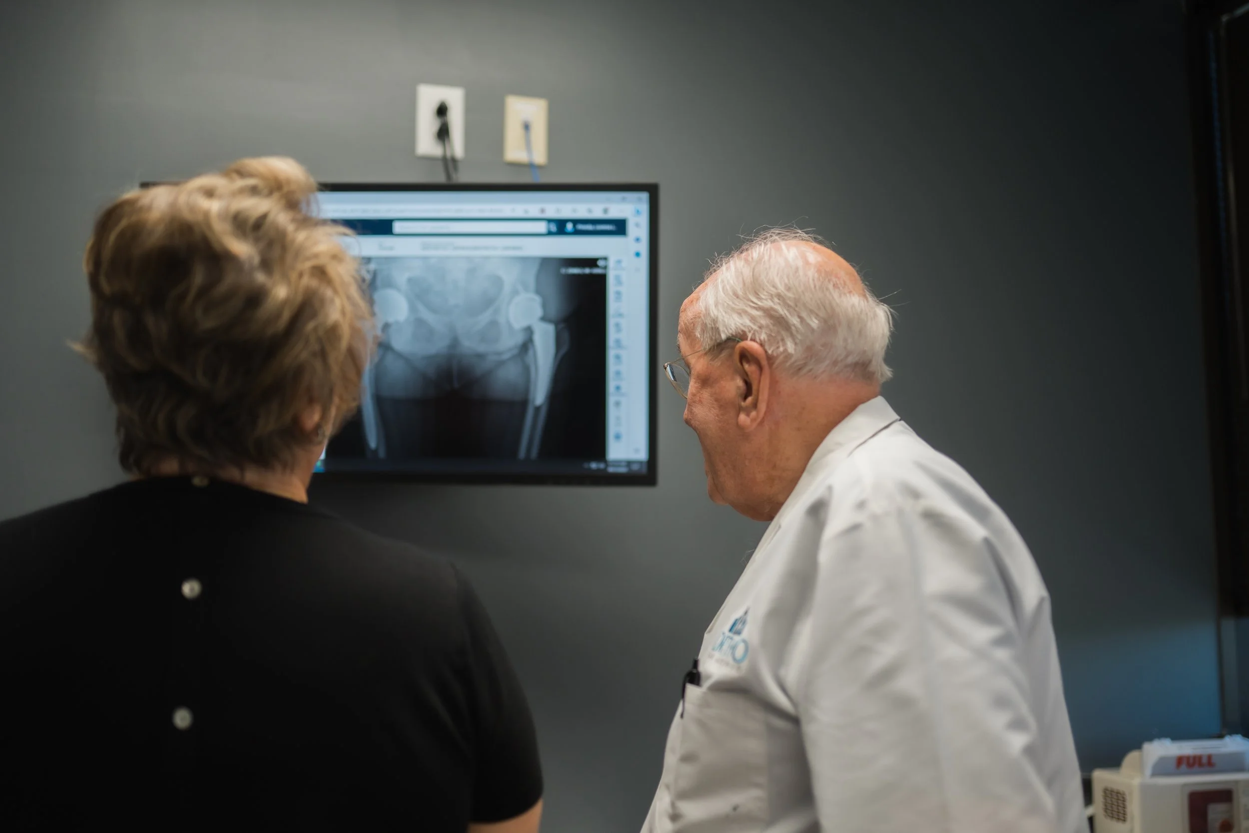 Dr. Jesse DeLee Orthopedic Surgeons San Antonio Tx — Ortho San Antonio