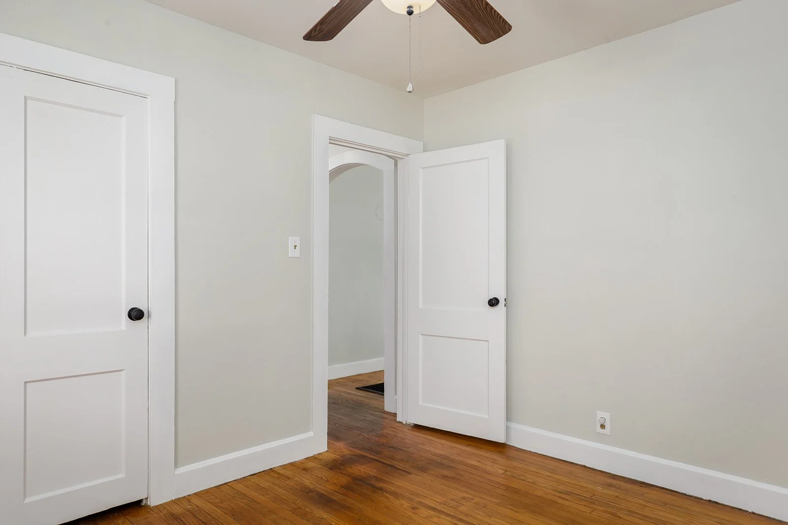 525 N Chestnut Street (12 of 16).jpg