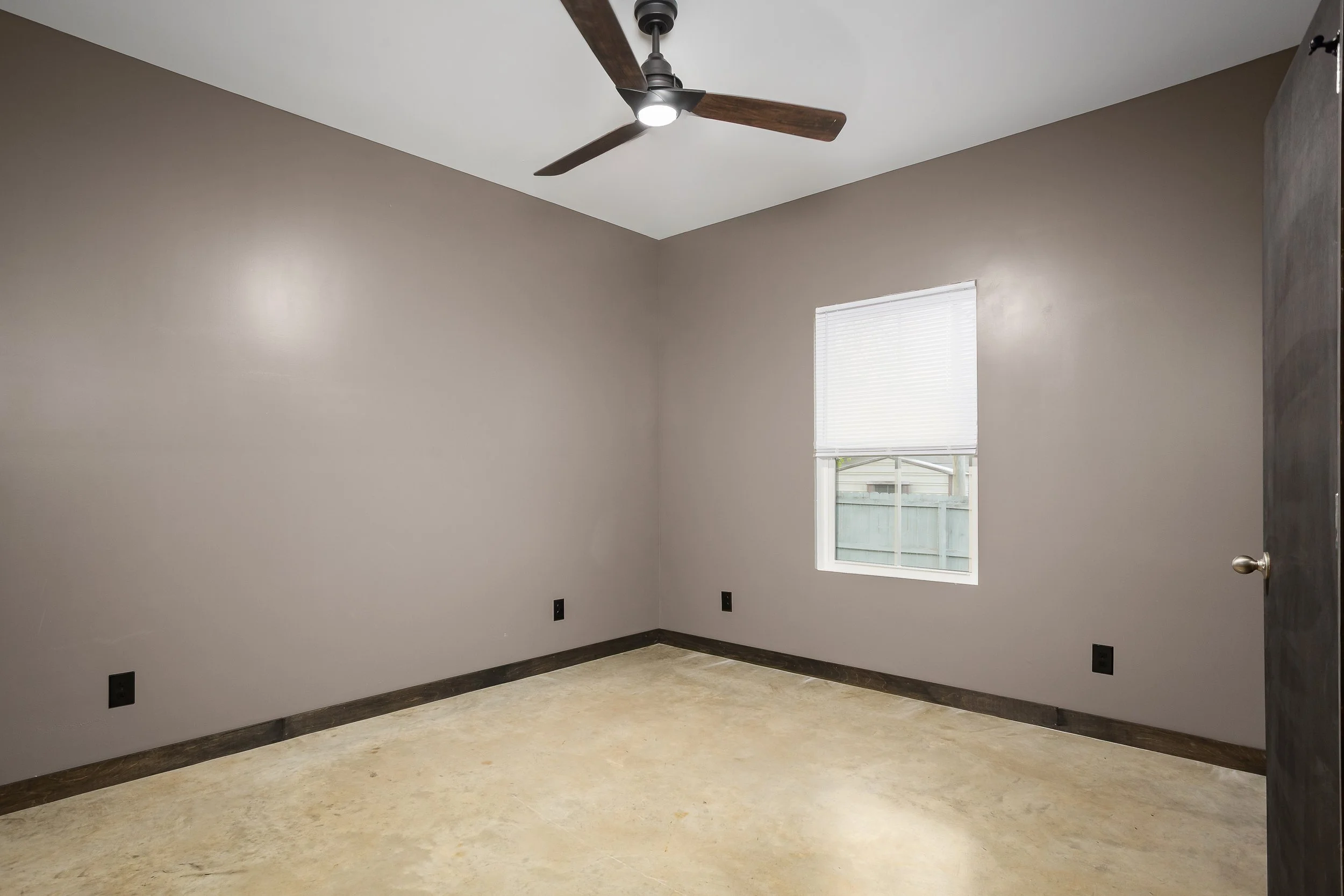 308 Mitchell Street (11 of 17).jpg