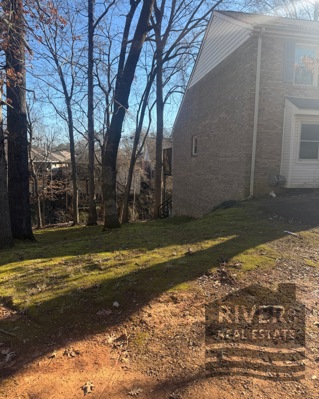 212 Woodcastle side.png