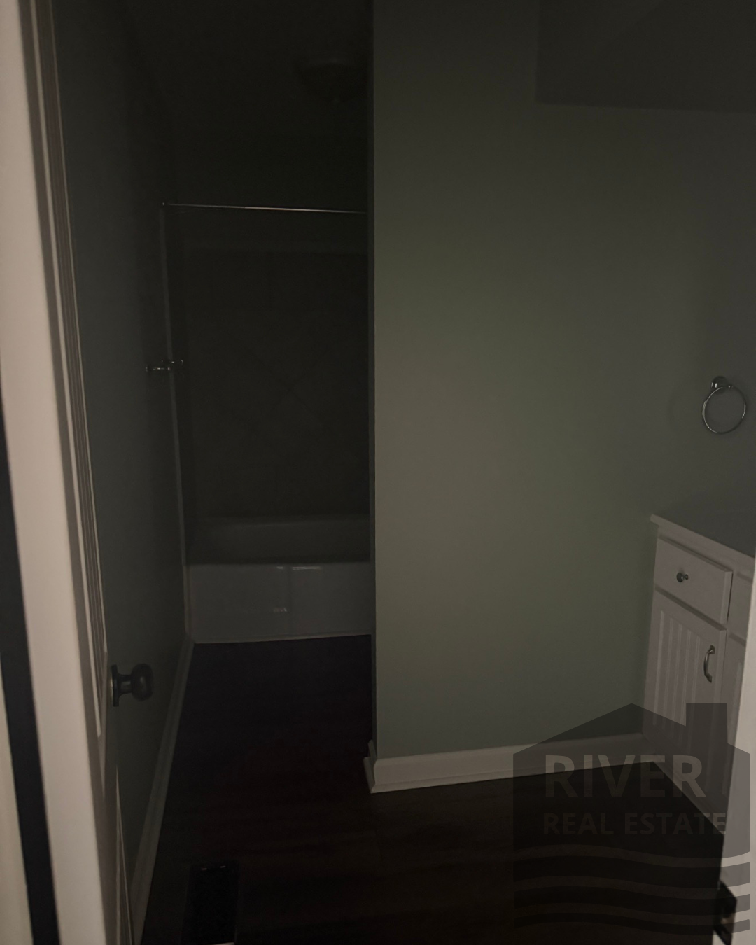 estialine (5).png