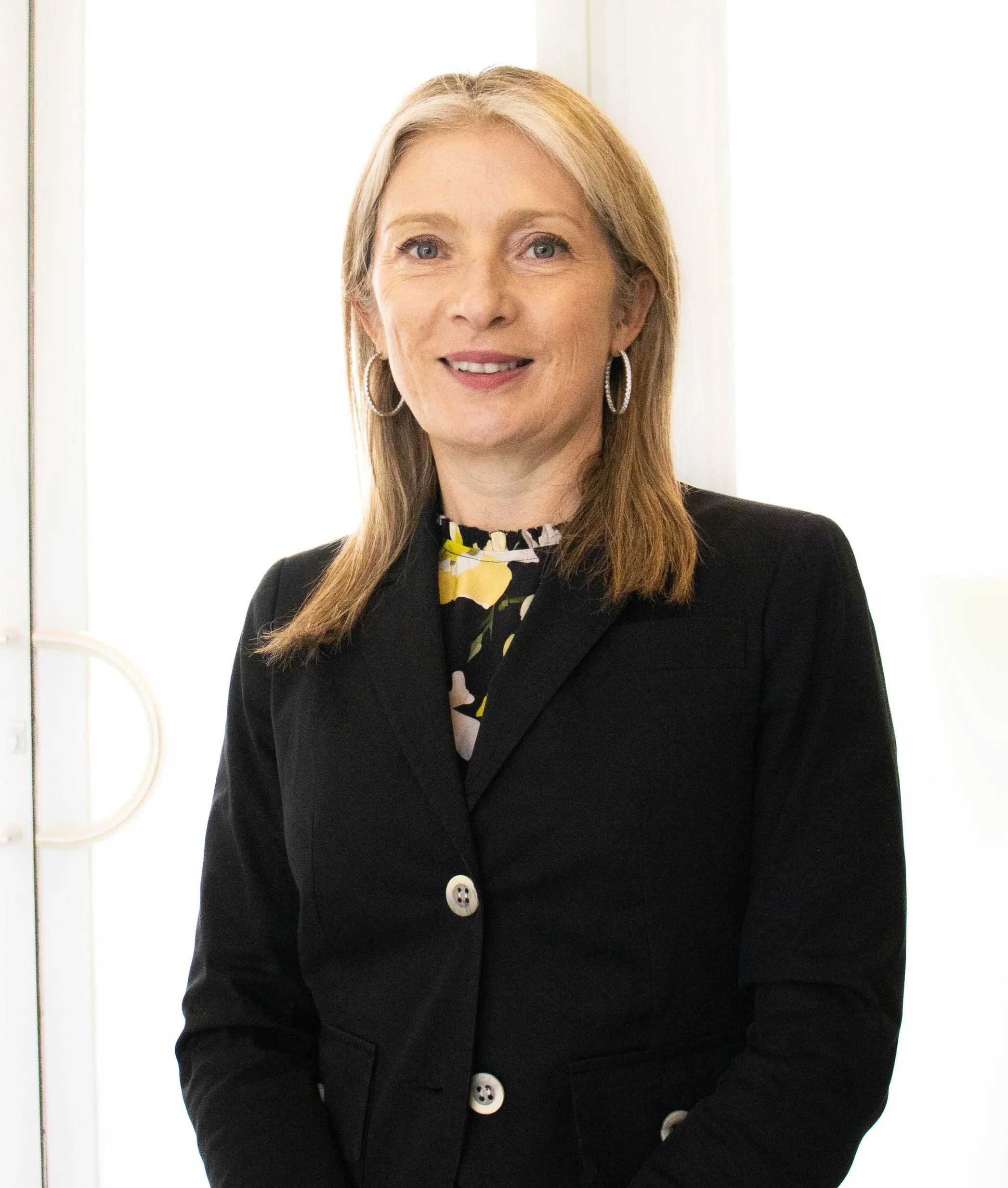 Cathy_edited_cropped.jpg