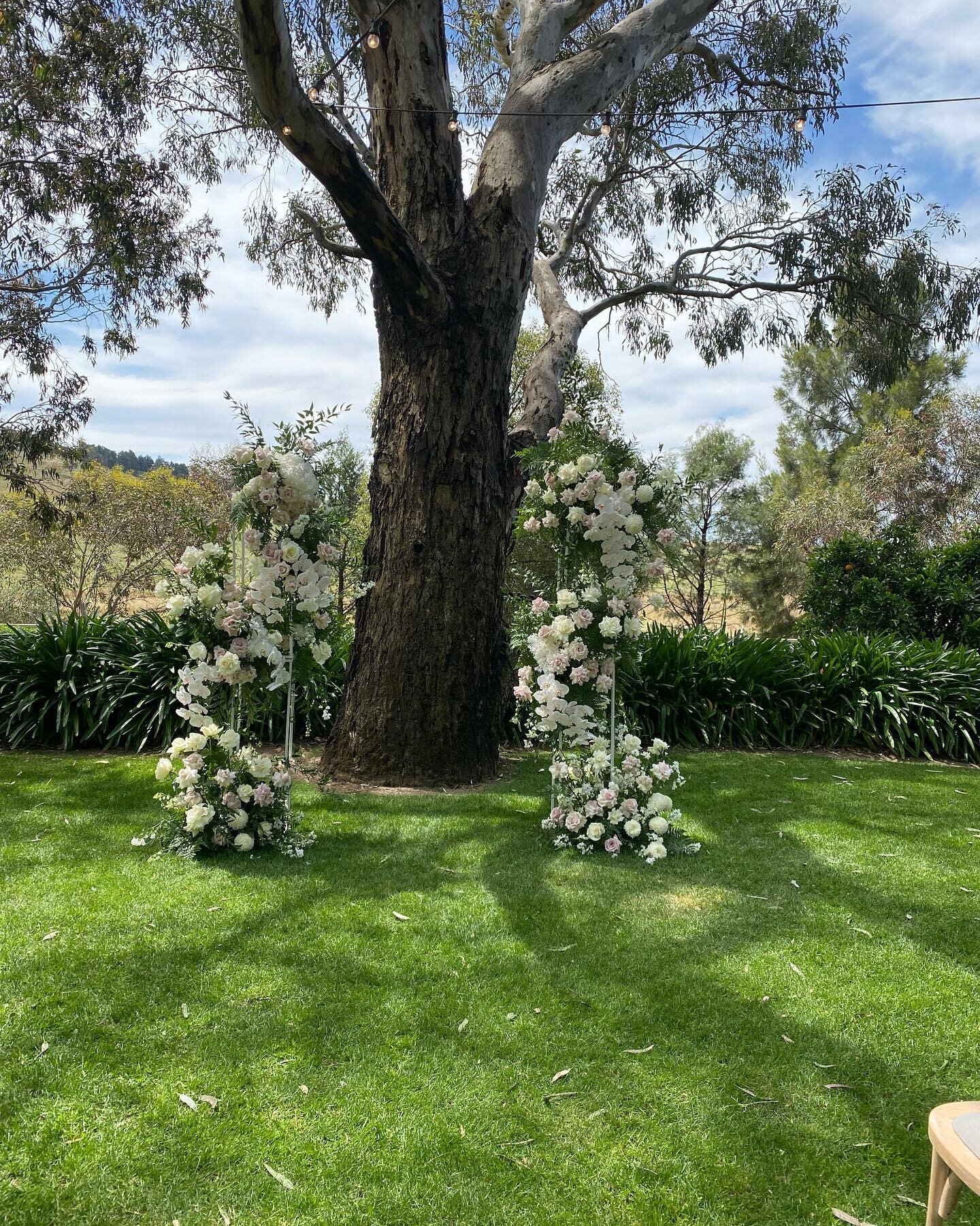 Beautiful day, Beautiful setting , Beautiful couple. It all happened at St Edwards of the Riverina yesterday. A huge Congratulations to BEN &amp; LAURA. MR &amp; MRS McNAUGHTON💖💐🥂 Can&rsquo;t wait to share bridal party photos! Absolutely gorgeous!