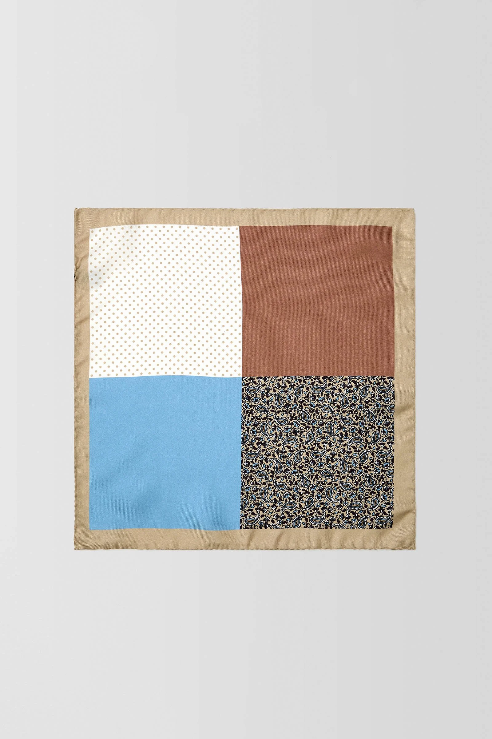    Shop - Neat Paisley 4-Way Pocket Square    
PCAW100015 Coffee