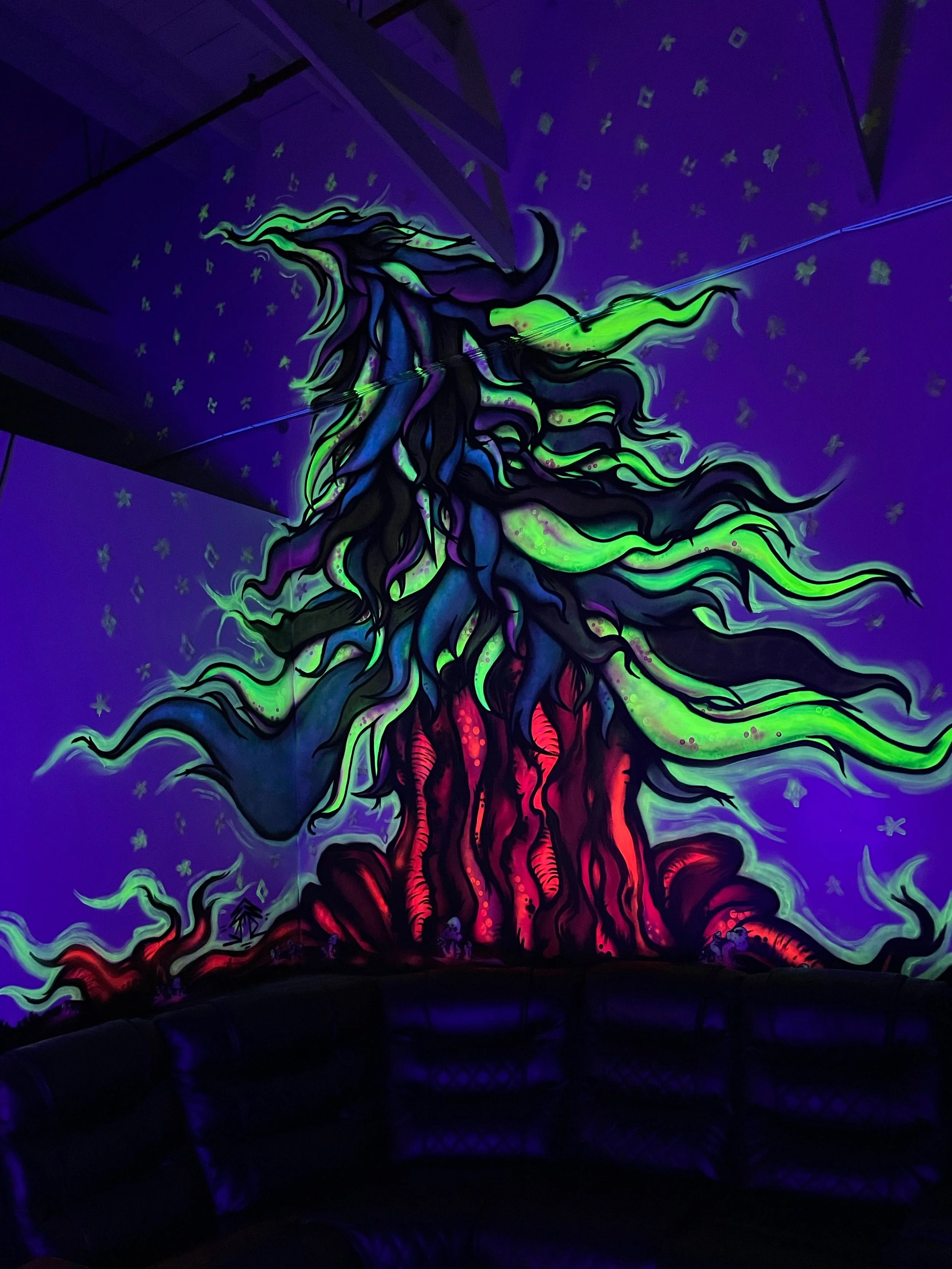 Plantrees Bay Area Graffiti Neon Painting In HBL Studio Oakland