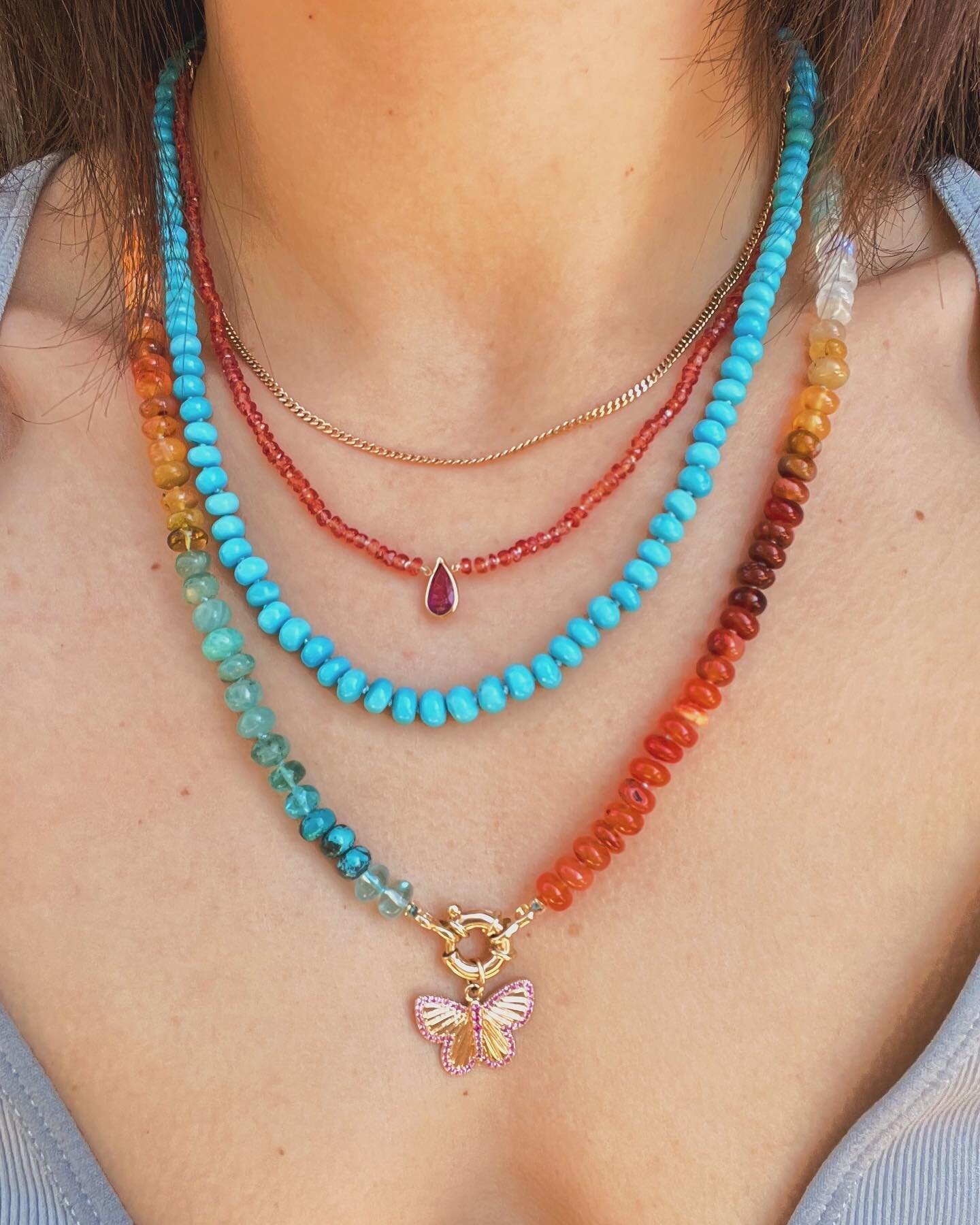 Forever favorite combo🤍

#neckmessoftheday #turquoise #encirkledjewelry