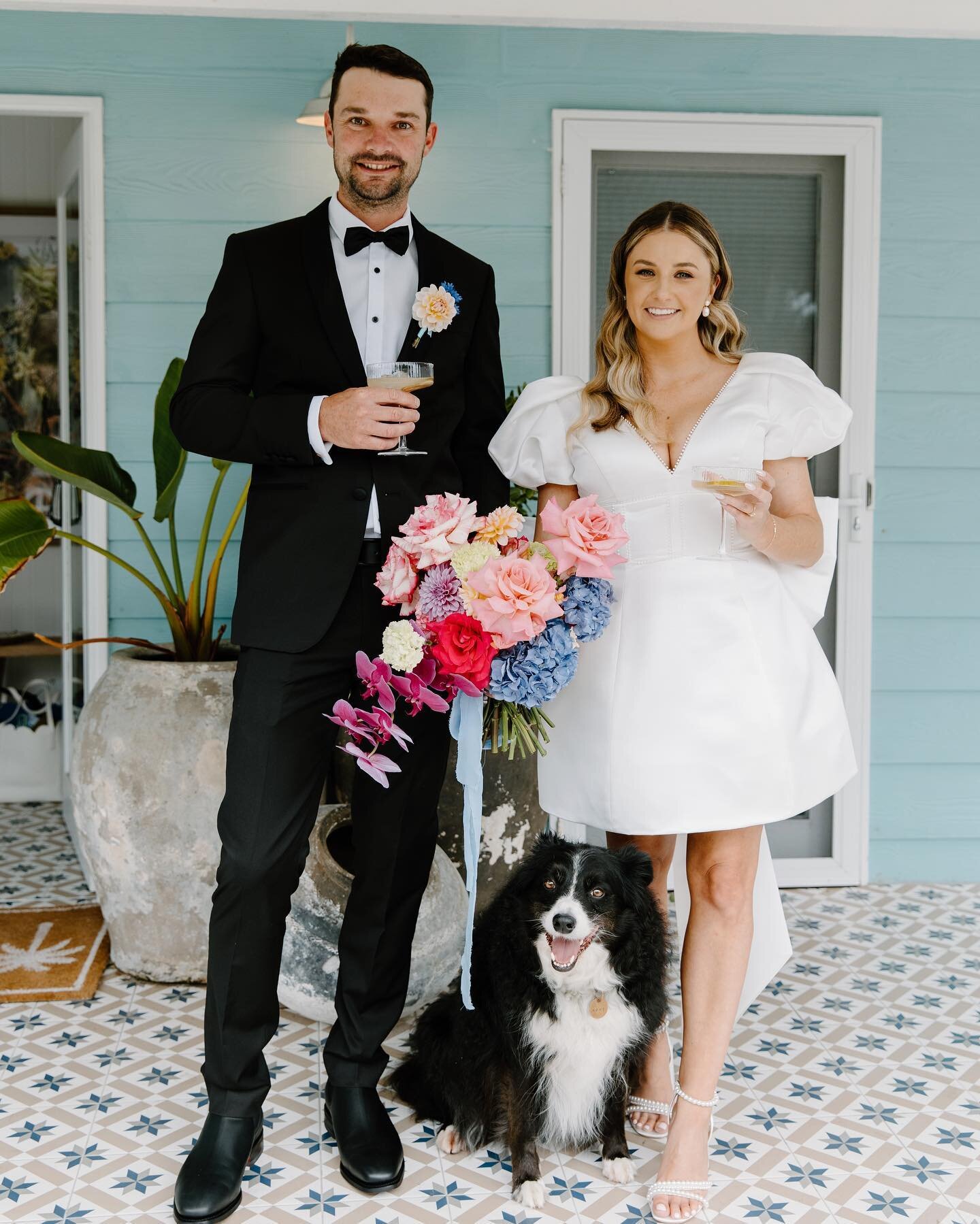 Congratulations love birds !🕊️🕊️

Bree &amp; Mitch changed up their day to cater to them and I loved that ❤️❤️&zwj;🔥
They got ready in the same house, sharing pre drinks and laughs. 
Had their photos Pre Ceremony and exchanged their I do&rsquo;s b