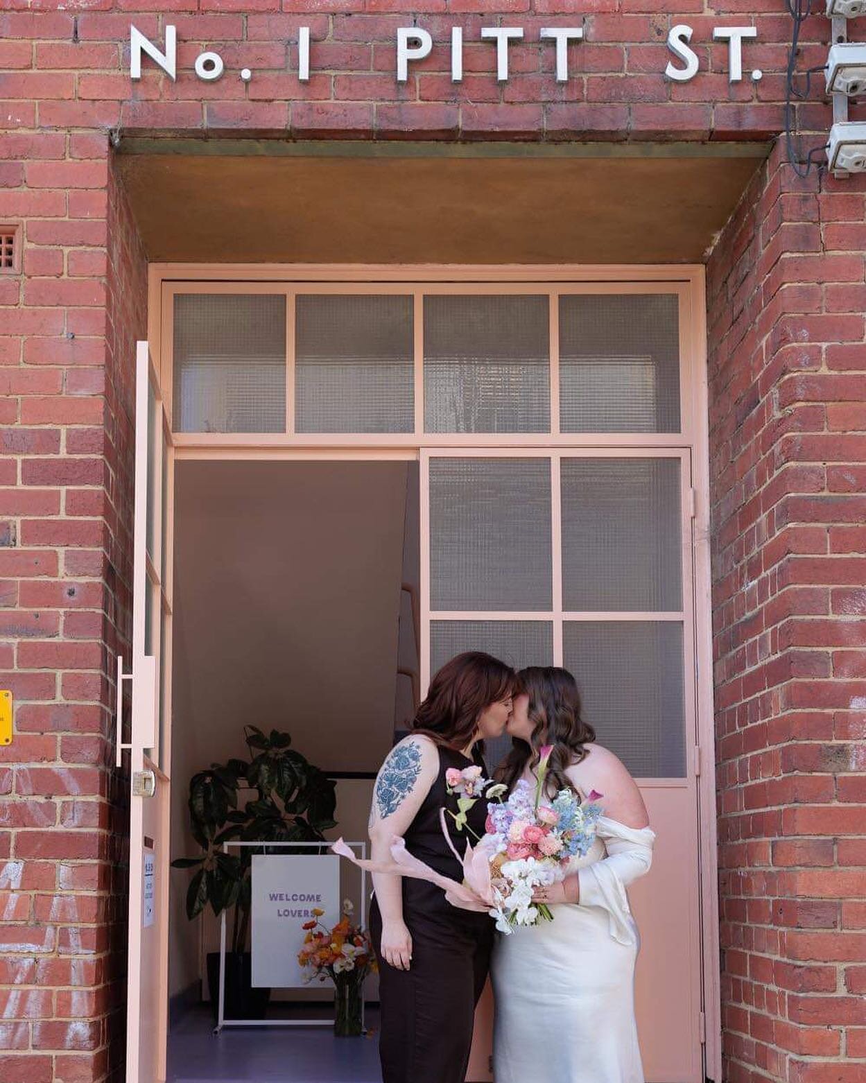 Tahlia &amp; Taryn 💘💘💘

Did you know we cover elopements? 
Not everyones dream wedding is a big to do and we totally get that. 
Talk to us about organizing a small scale wedding&hellip;

Info.petalsociety@gmail.com
https://www.petalsociety.com.au/