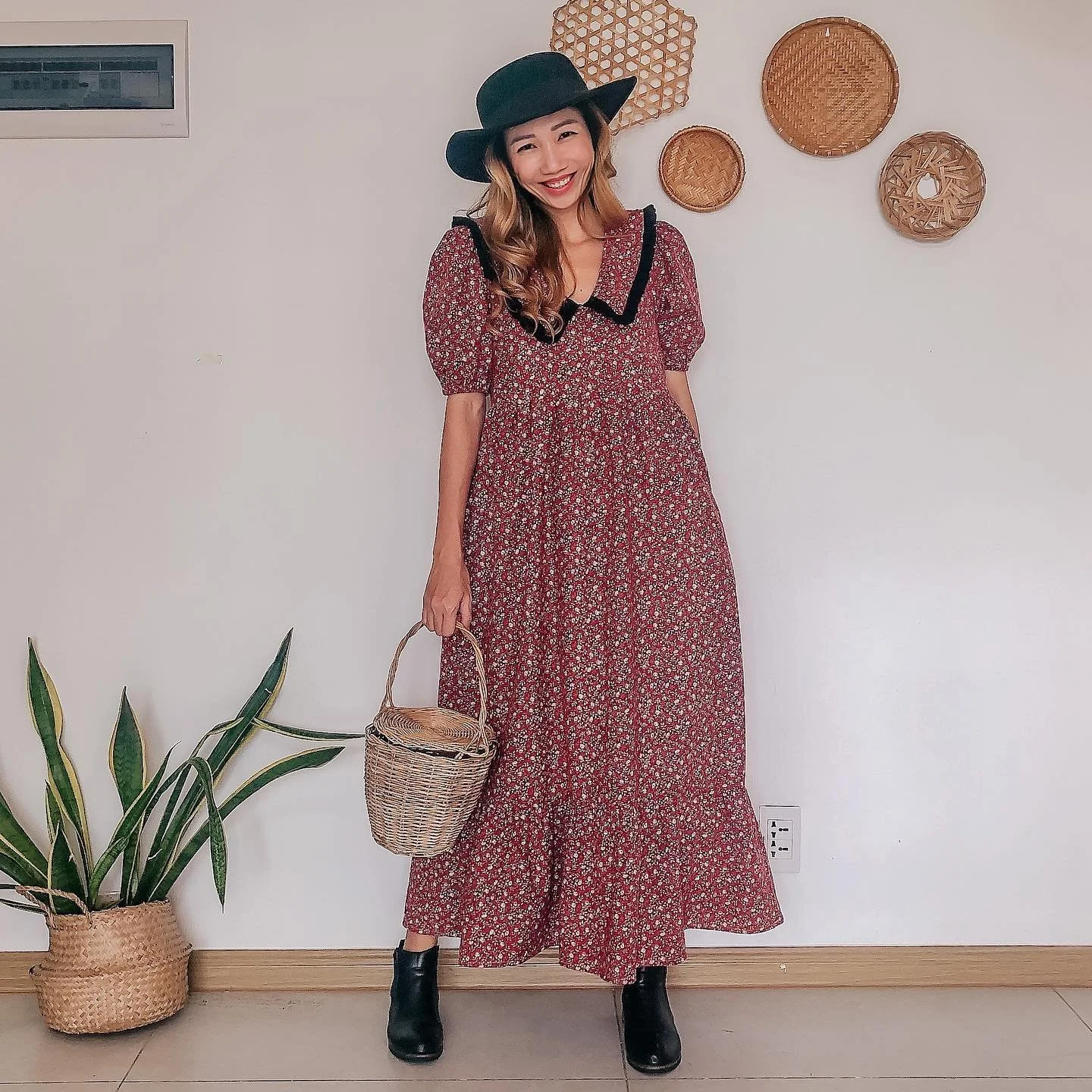 DIY Puff sleeve ruffle collar dress with ruffle hem - Step by step sewing tutorial