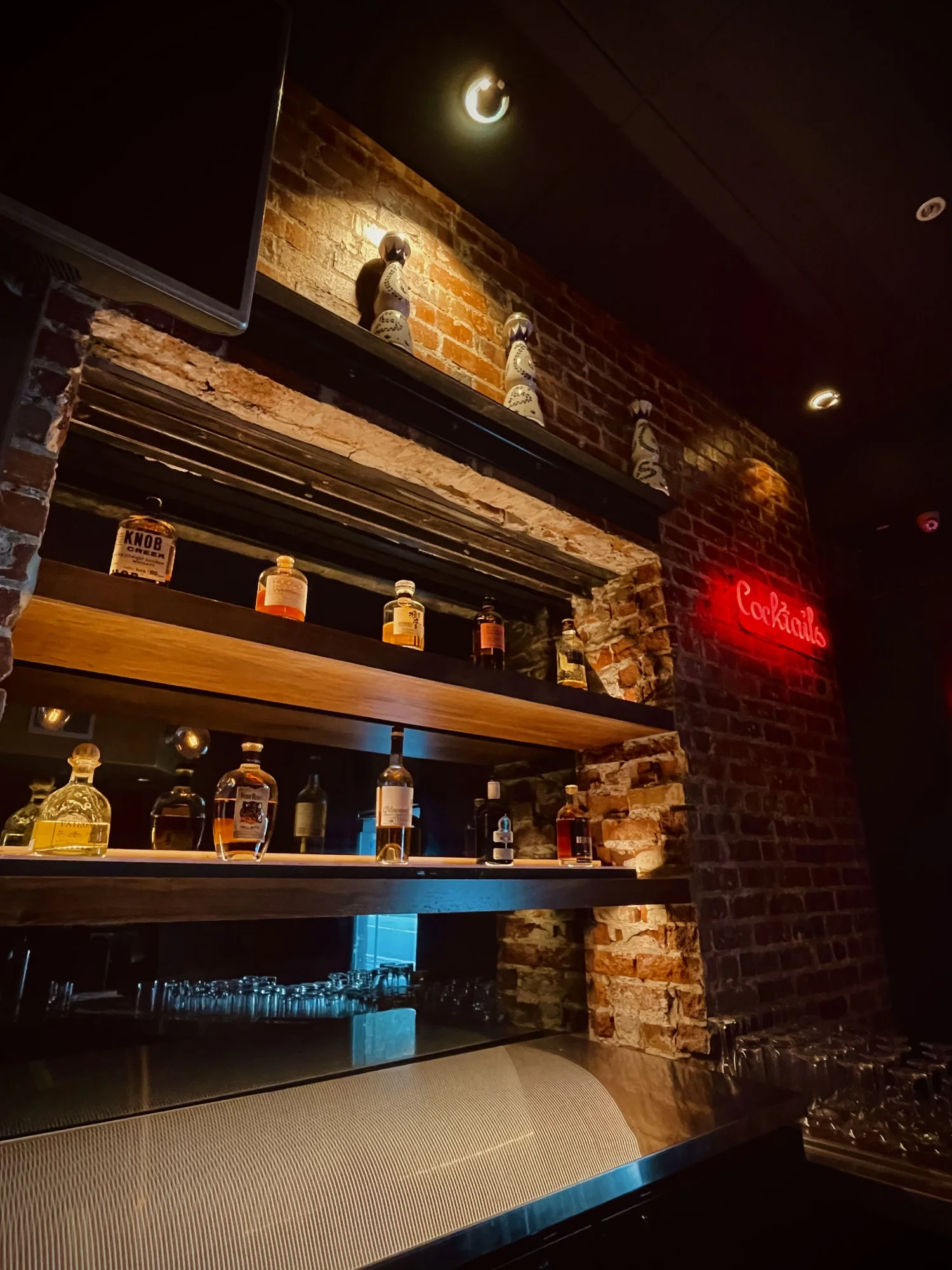 Bar photo 1