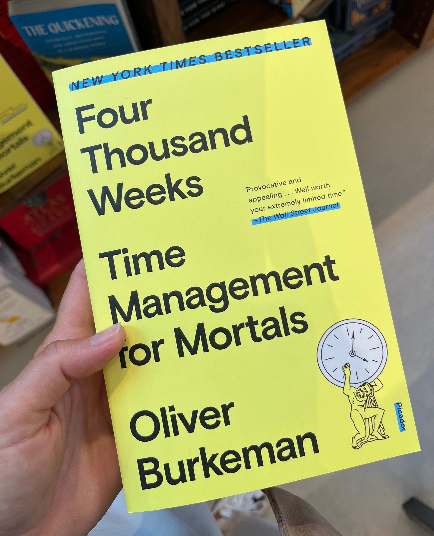 Over the holidays, I read a book that stayed with me long after I closed it:⁠
&ldquo;𝟒𝟎𝟎𝟎 𝗪𝐞𝐞𝐤𝐬 &ndash; 𝐓𝐢𝐦𝐞 𝐌𝐚𝐧𝐚𝐠𝐞𝐦𝐞𝐧𝐭 𝐟𝐨𝐫 𝐌𝐨𝐫𝐭𝐚𝐥𝐬&rdquo; by Oliver Burkeman (@oliverburkeman_)⁠
⁠
Funny enough, the book kind of found 