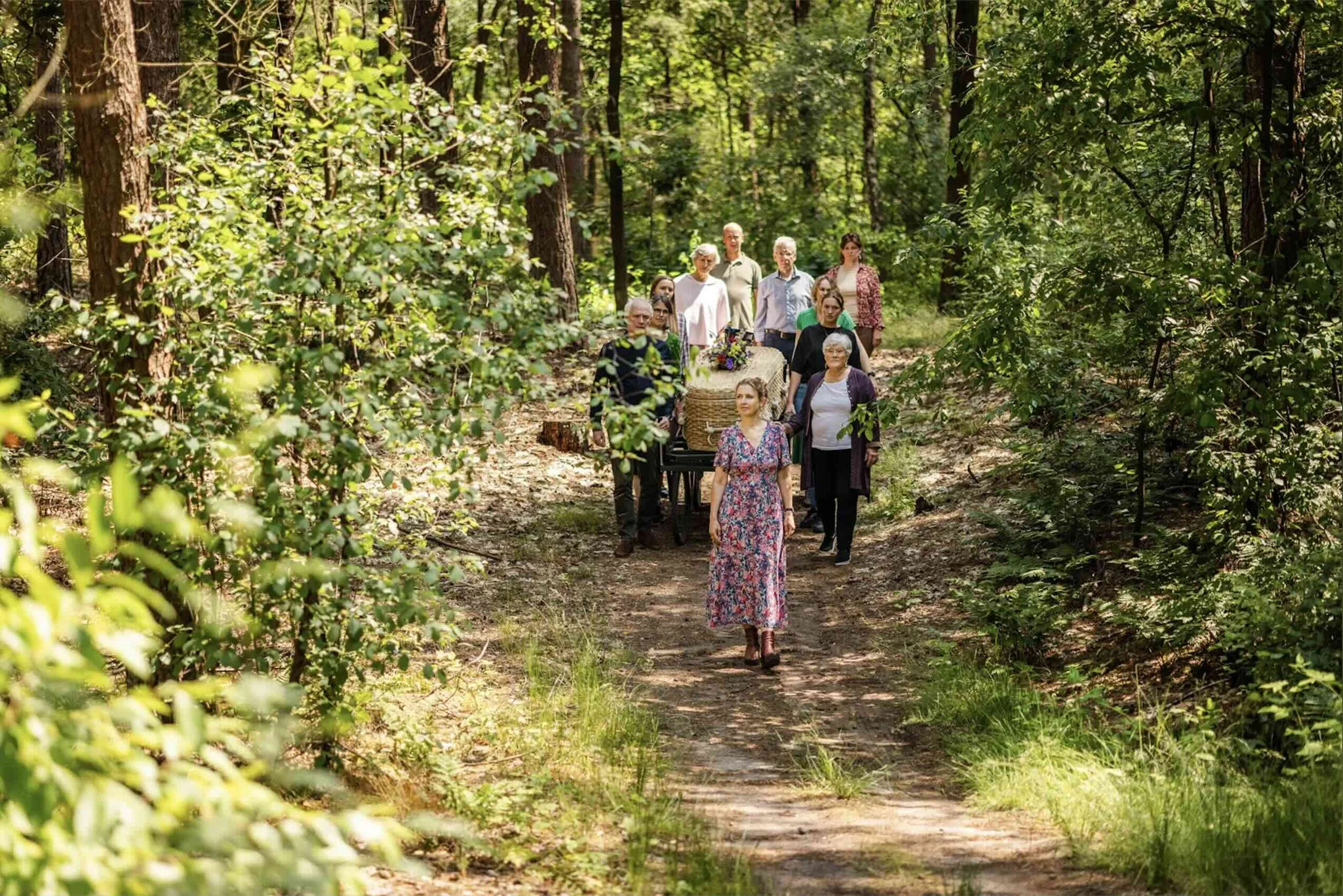 Het team van Natuurbegraafplaats Schapenmeer.