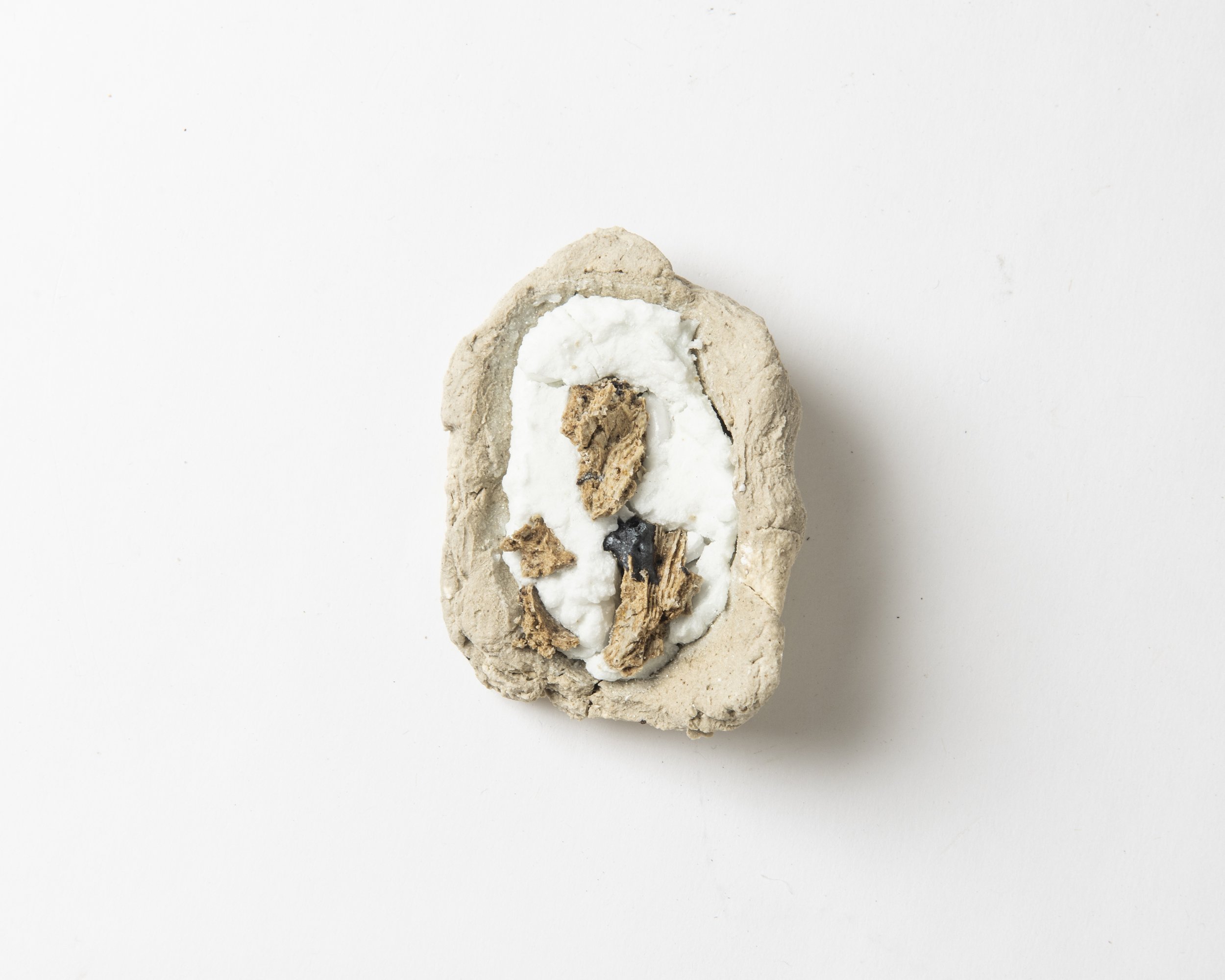 Portal remnants V, 2025, stoneware ceramics: ball clay, silica, ash, potash feldspar, eggshells, 6.5 x 6 x 3cm. 