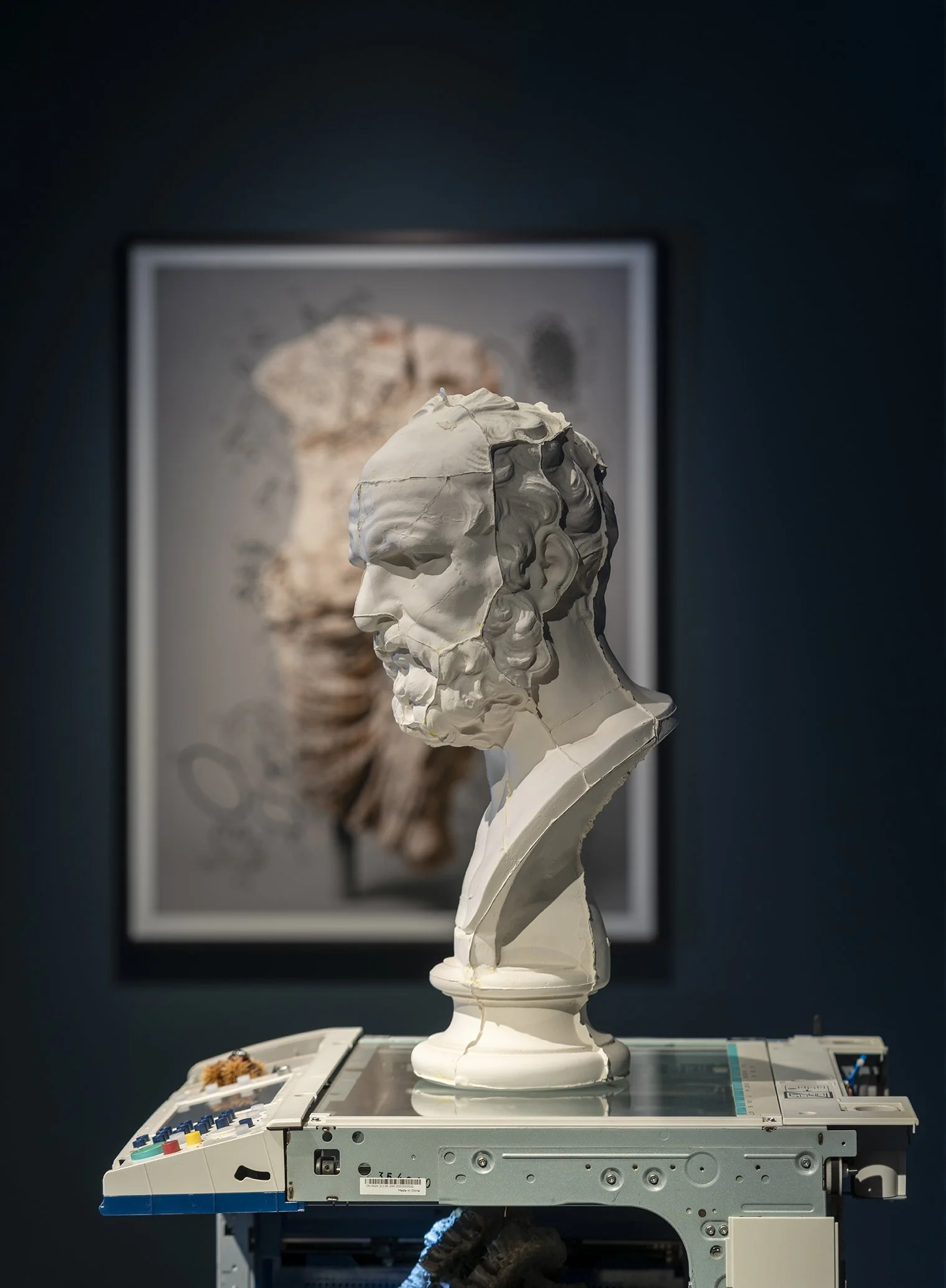 Installation-view_Nicolas-Lamas_Corpus-serialis_2026_Matteo.de.Fina_5_web.jpg