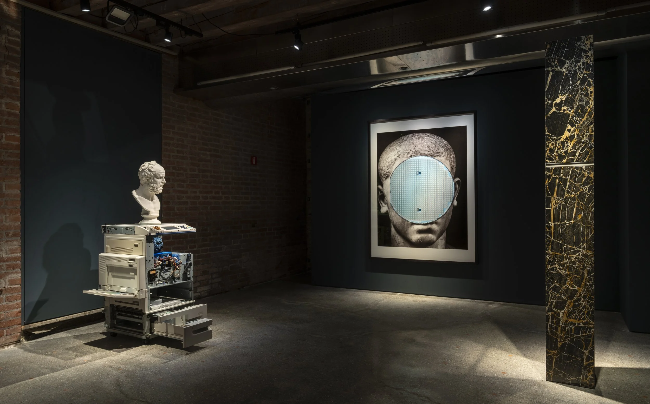 Installation-view_Nicolas-Lamas_Corpus-serialis_2026_Matteo.de.Fina_6.jpg