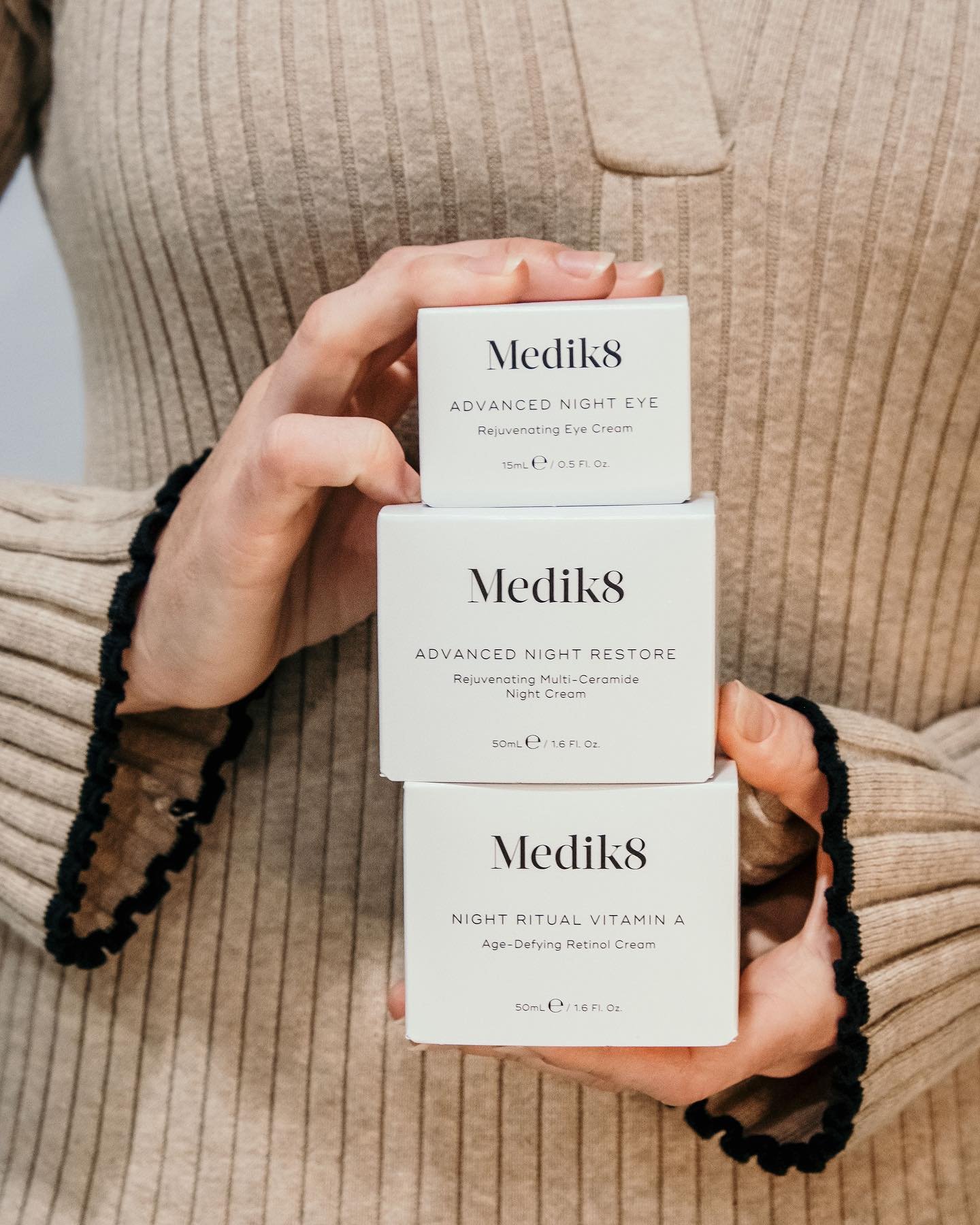 A little stack of evening goodies for your skin. Anti-aging, hydrating, repairing and nourishing, there is a product to suit all skin types and concerns in the @medik8 range. In clinic skin consultations are the best way to build your individual skin