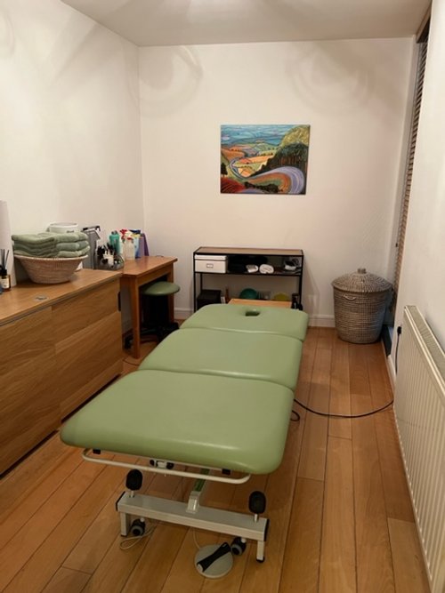 physical_therapy_massage_bench_equipement_studio_to_hire_in_london.jpeg