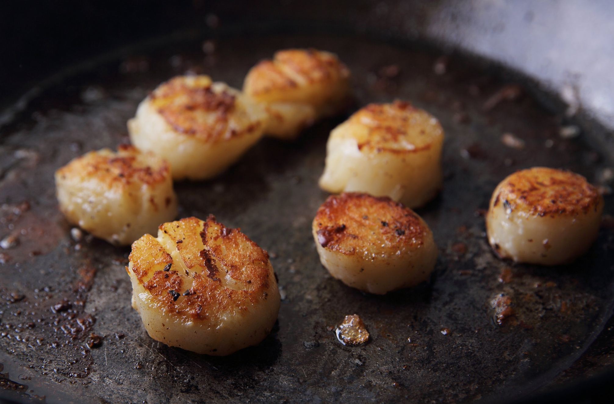 Seared Garlic Scallops