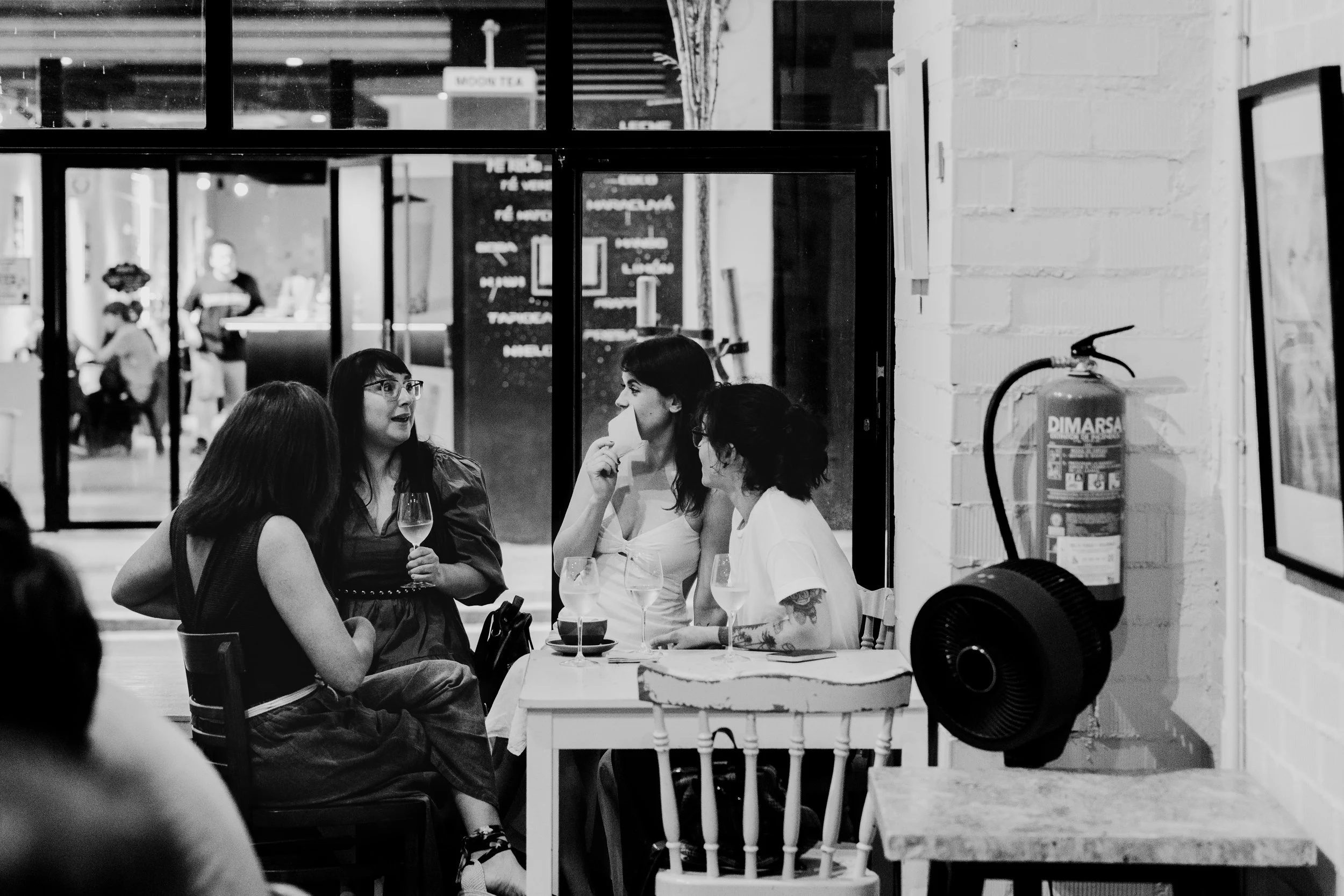 What to Expect When You Bring Your Group to Sip and Wonder