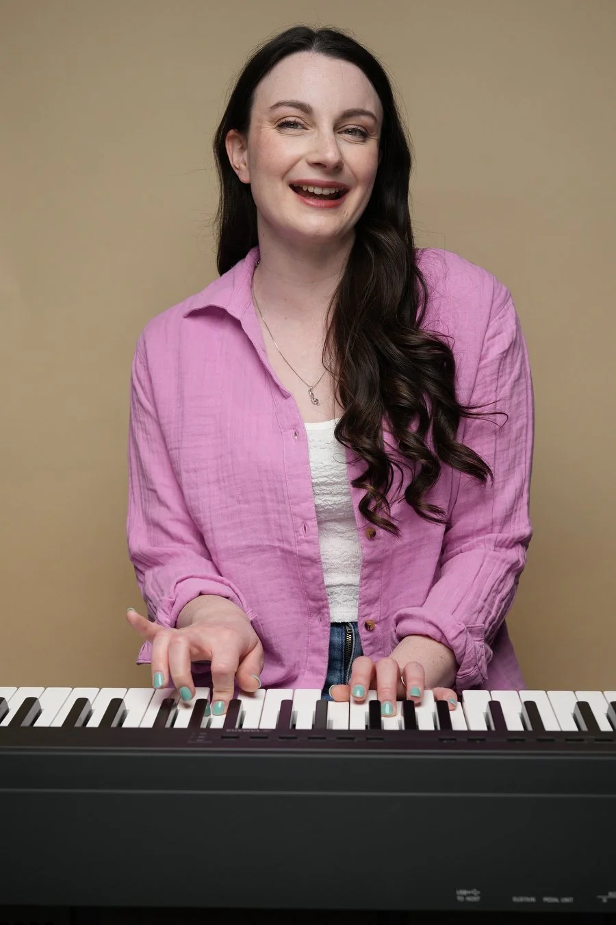 Lauryn Headshots7400755.JPG