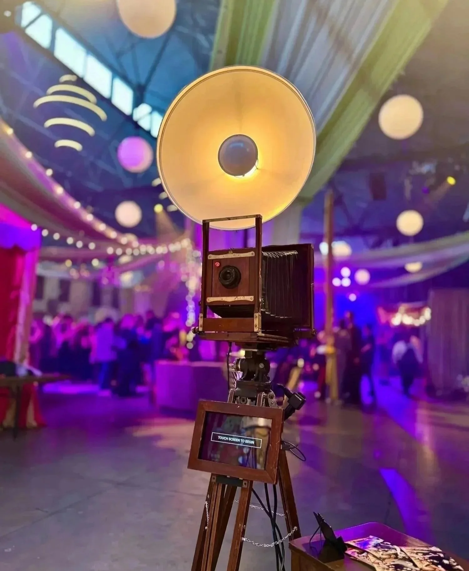Carnival themed  photo booth in Chicago.