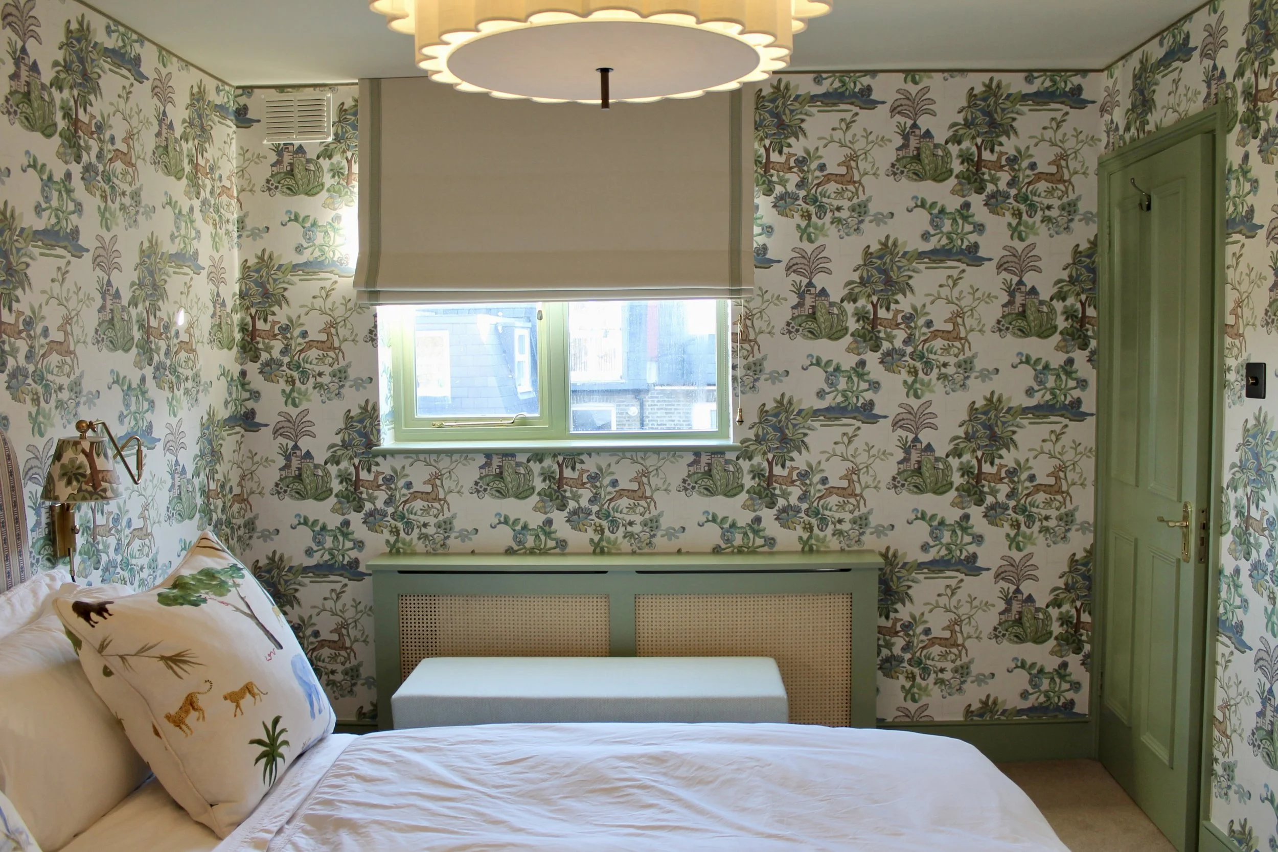 Bespoke roman blind with braid trim