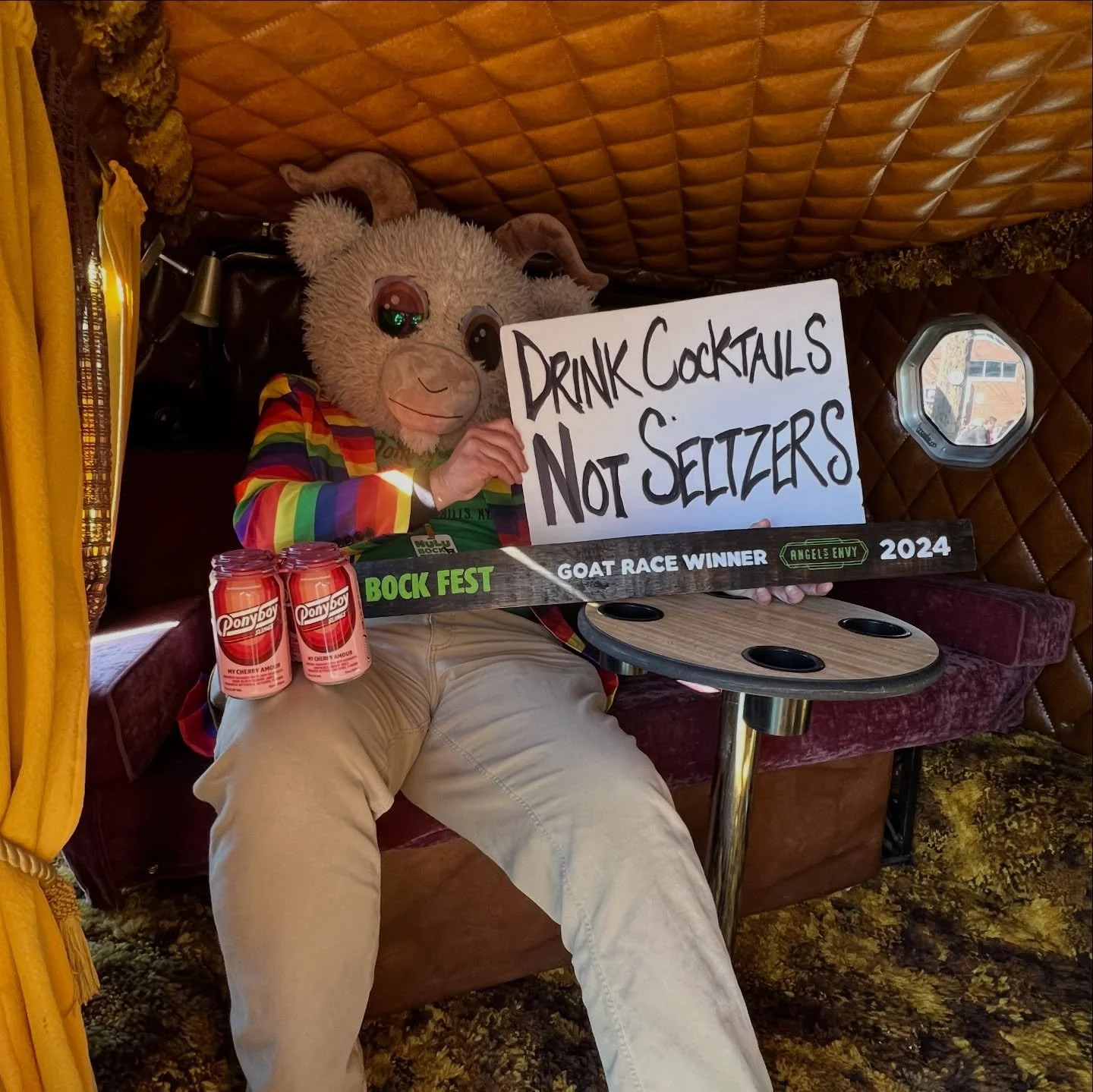 🐐🥃Drink Ponyboy tomorrow at BOCK FEST!! 🚐CORNER OF CAMPBELL AND MARKET (next to Feast BBQ)

Enjoy the sunshine on your face, cold can in your hand. 😎 See you there!

#nulubockfest #goatraces #nulu #ponyboyslings #cannedcocktails