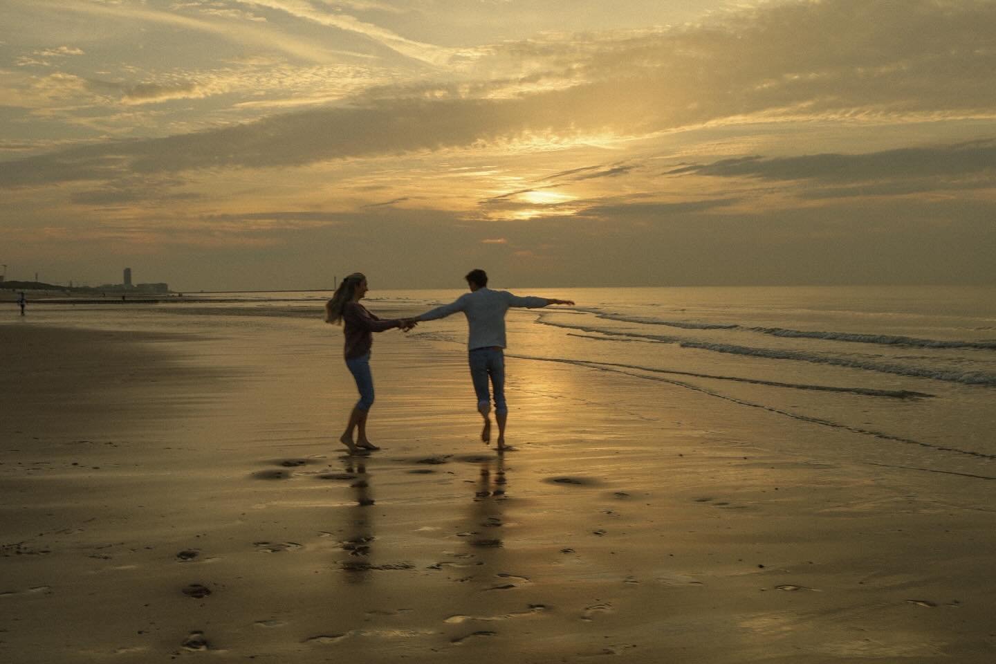 SALT AIR 🧂
Endlich August! N&auml;chste Woche sehe ich endlich die Eras Tour in Wien🥹🥹 War von euch schon jemand da?💙