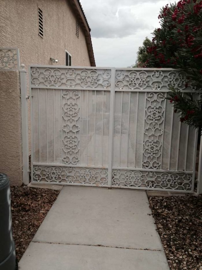 DOUBLE-GATES-4-700x933.jpg