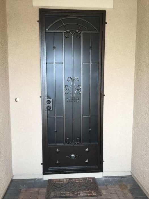 SECURITY-DOORS-19-700x525.jpg