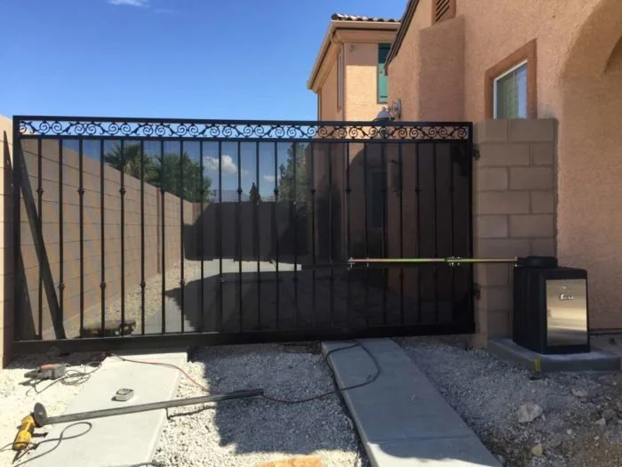 DOUBLE-GATES-27-700x525.jpg